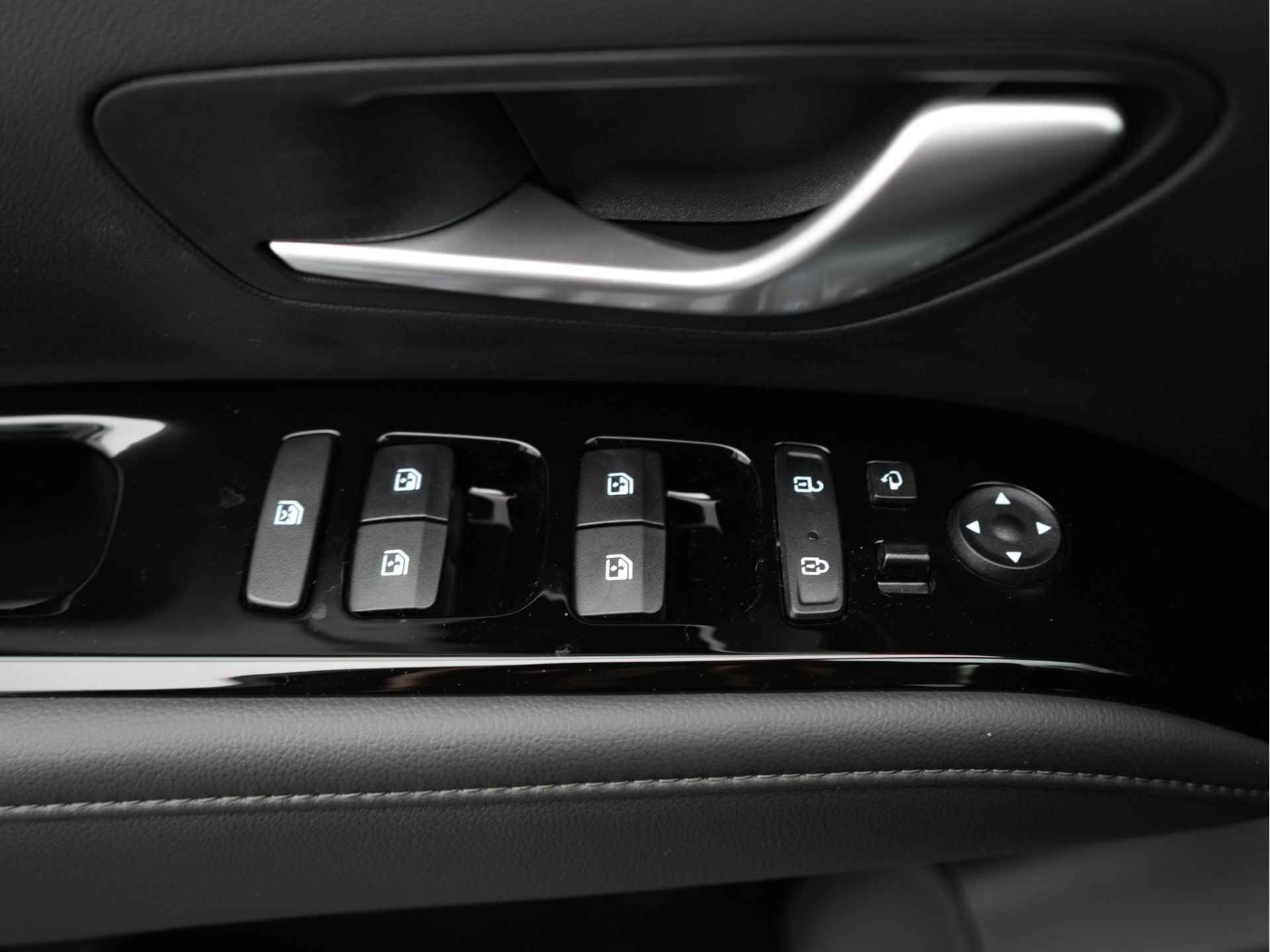 Hyundai Tucson 1.6 T-GDI PHEV 265 pk Automaat Premium 4WD | € 5.300 Voordeel !! - 33/41