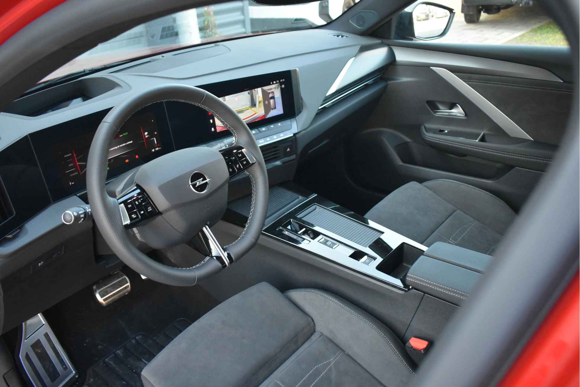 Opel Astra Electric 54 kWh GS DEMO-DEAL! | Navigatie Pro | HeadUp-Display | Stuur/Stoelverwarming | Adaptive Cruise | Drive Assist 2.0 | 36 - 7/46