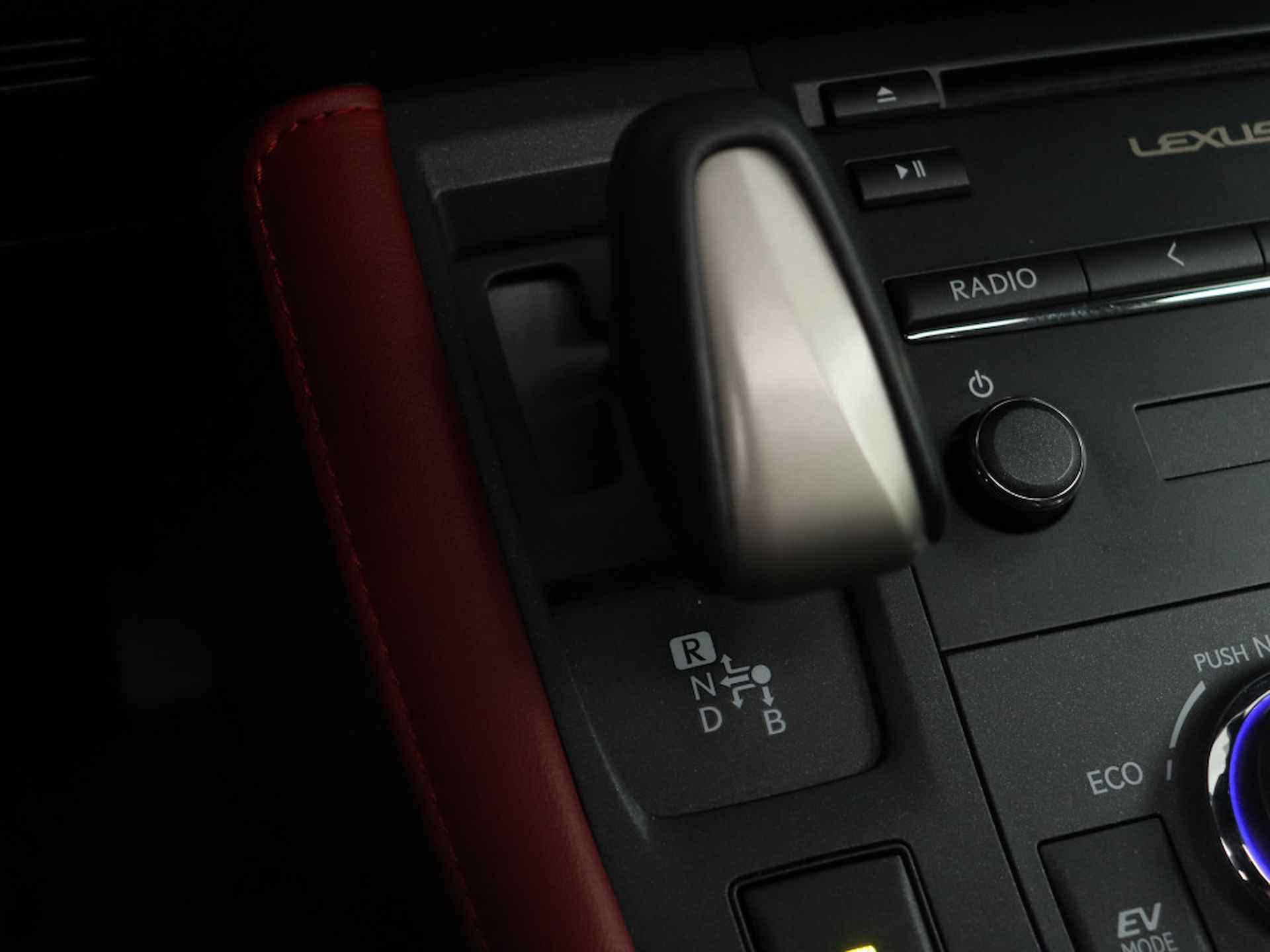 Lexus CT 200h Sport Edition | Schuifdak | LED Verlichting | Parkeersensoren | - 15/60