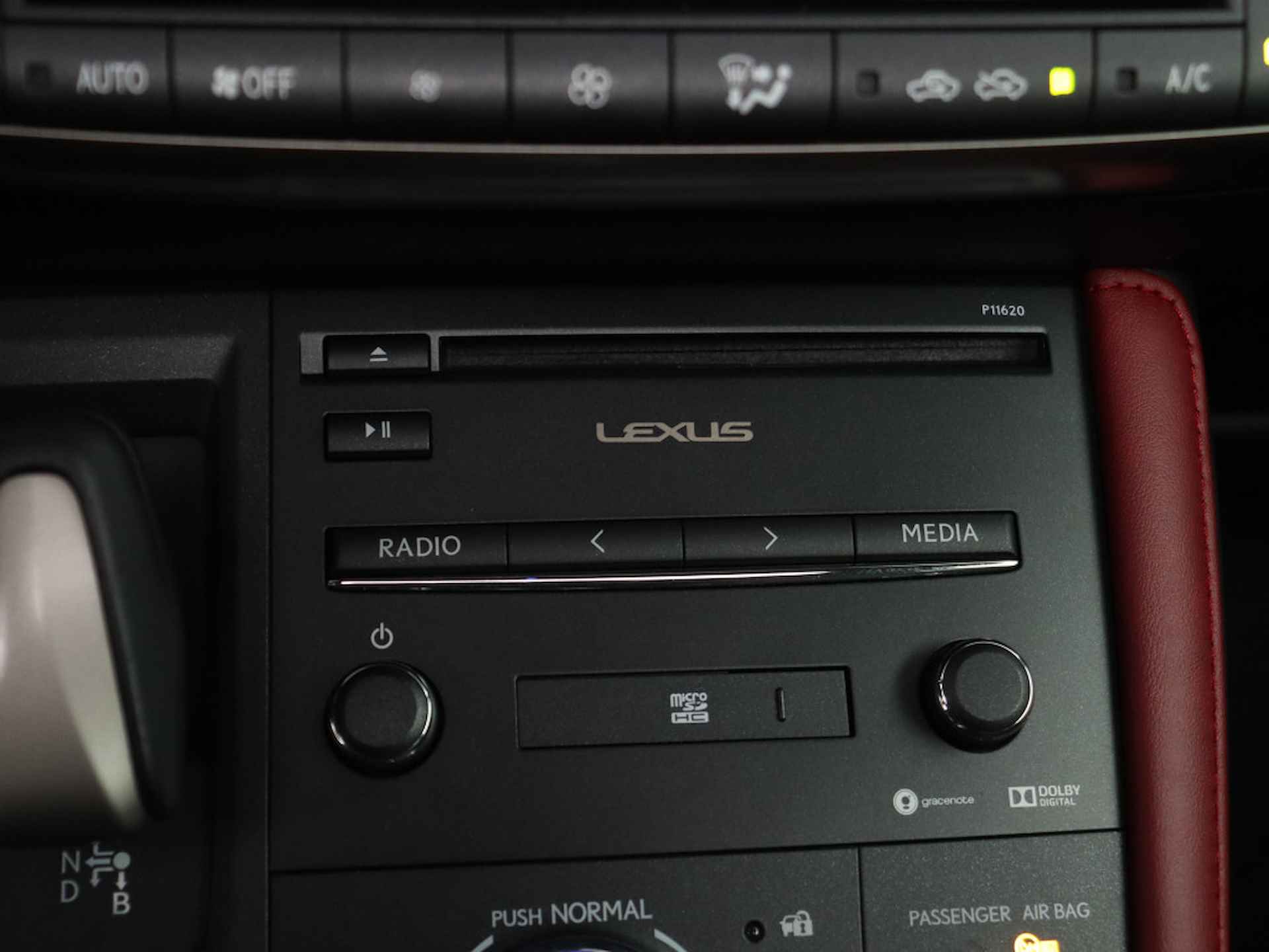 Lexus CT 200h Sport Edition | Schuifdak | LED Verlichting | Parkeersensoren | - 38/60