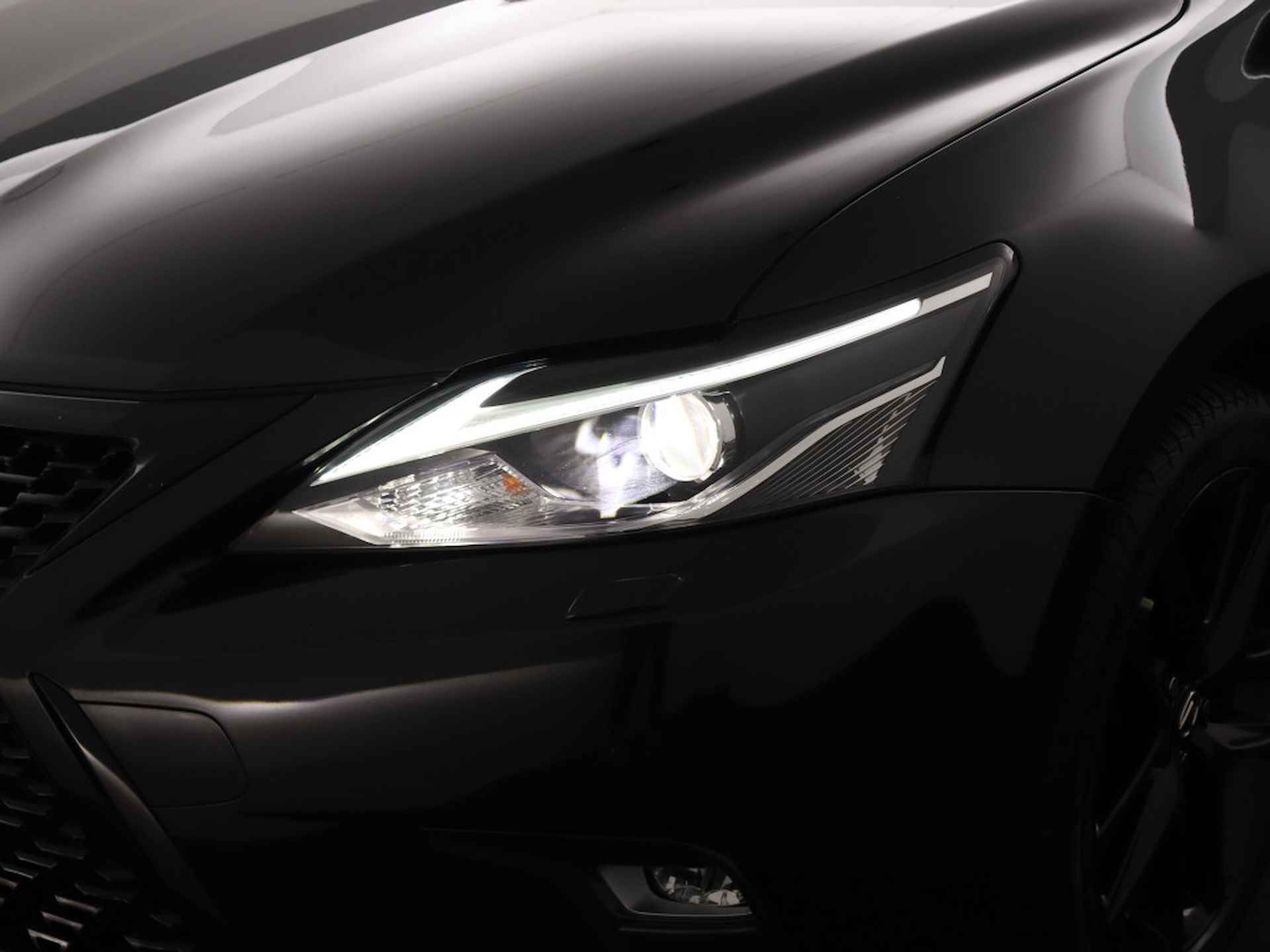 Lexus CT 200h Sport Edition | Schuifdak | LED Verlichting | Parkeersensoren | - 47/60