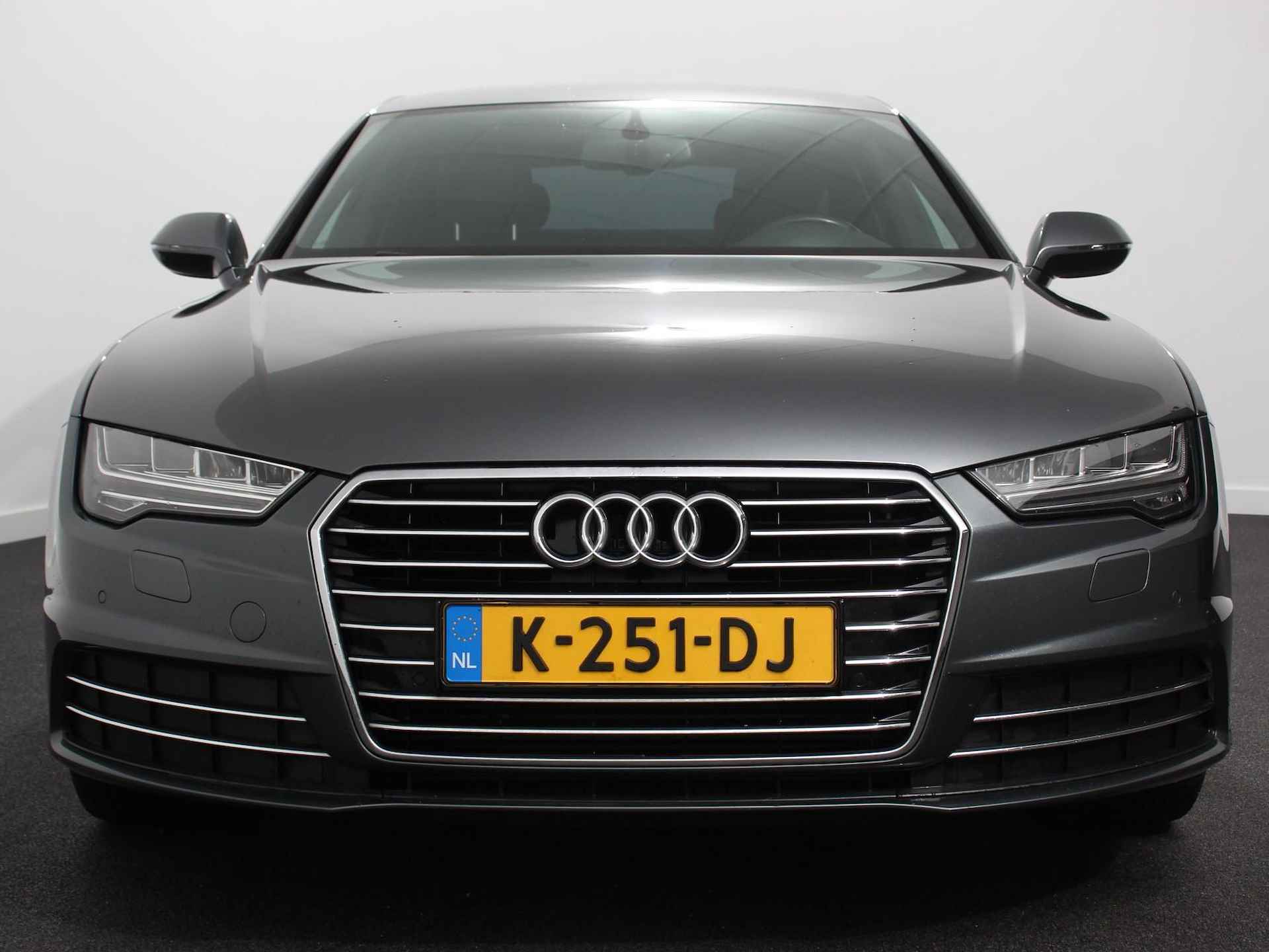 Audi A7 Sportback 2.0 TFSI 251pk Automaat S-Line | Navigatie | Airco | Extra getint glas | Lichtmetalen velgen - 4/39