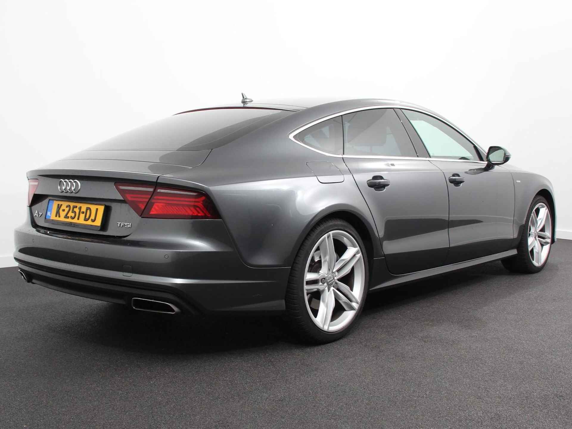 Audi A7 Sportback 2.0 TFSI 251pk Automaat S-Line | Navigatie | Airco | Extra getint glas | Lichtmetalen velgen - 6/39