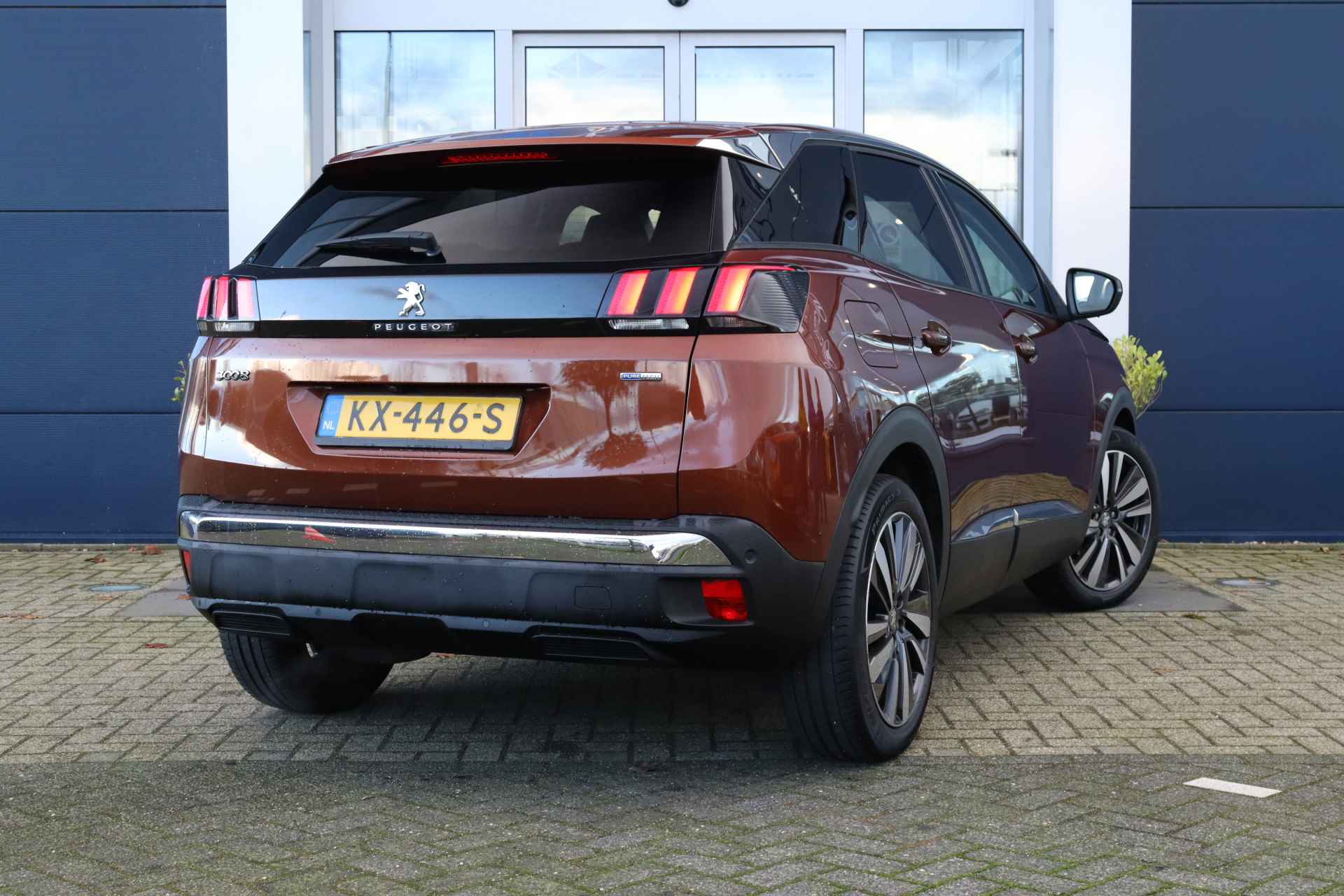 Peugeot 3008 1.2 Turbo Allure | Trekhaak | Focal | Keyless | Elektr. klep | Cruise Control | Navi | Climate - 9/24