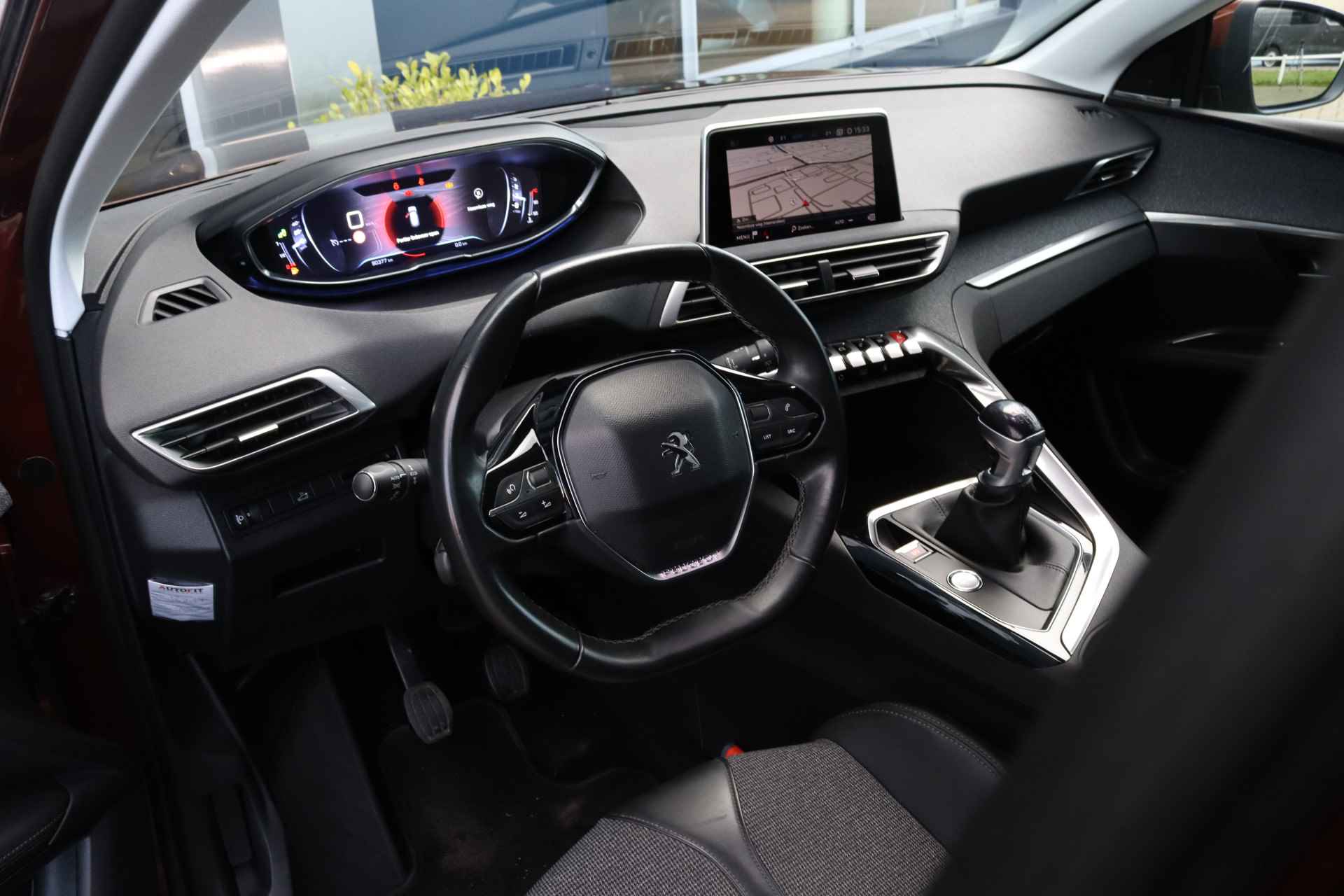 Peugeot 3008 1.2 Turbo Allure | Trekhaak | Focal | Keyless | Elektr. klep | Cruise Control | Navi | Climate - 24/24