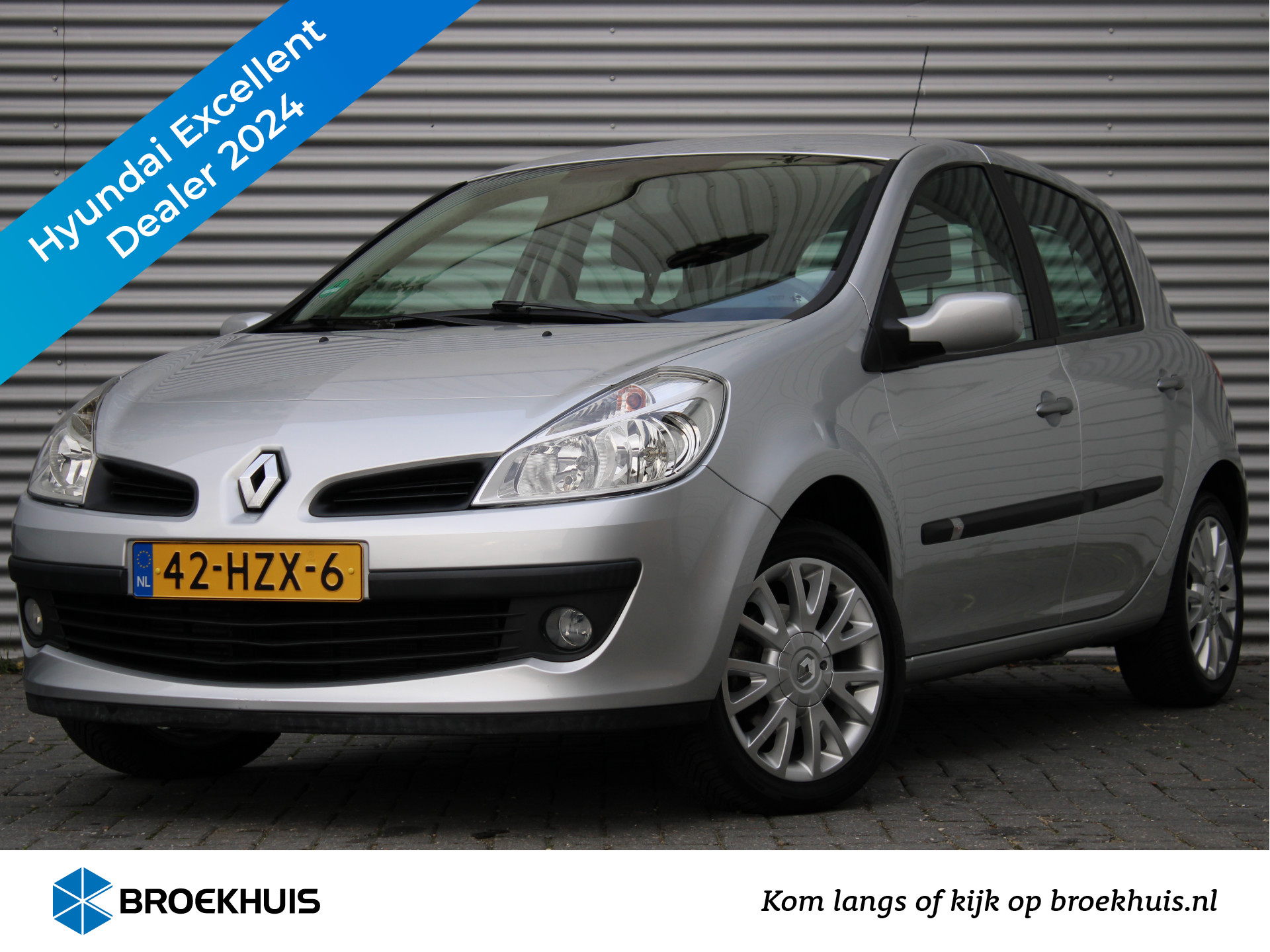 Renault Clio 1.2 TCE 100pk Collection | 100% Dealer Onderhouden! | Cruise Control | Airco | All-Seasons op 16"LMV | !!