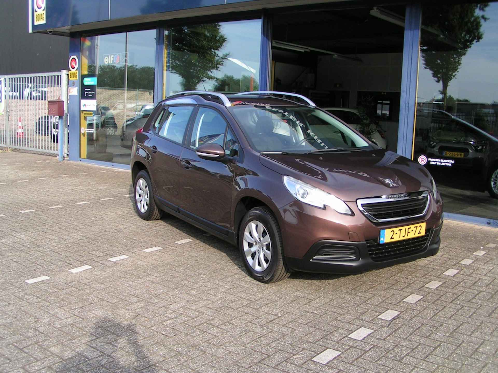 Peugeot 2008 1.2 VTi Access - 1/13