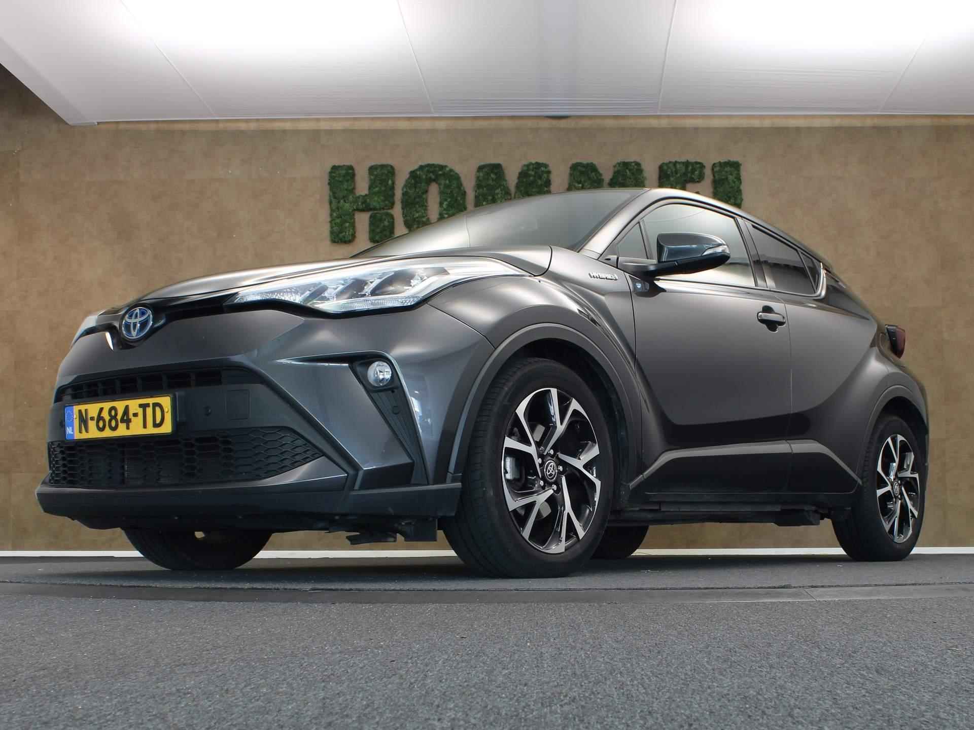 Toyota C-HR 1.8 Hybrid Dynamic - NAVIGATIE - KEYLESS ENTRY & START - PARKEERSENSOREN VOOR EN ACHTER - DODEHOEK DETECTIE - ADAPTIVE CRUISE CONTROL - ACHTERUITRIJ CAMERA - CLIMATE CONTROL - 13/32