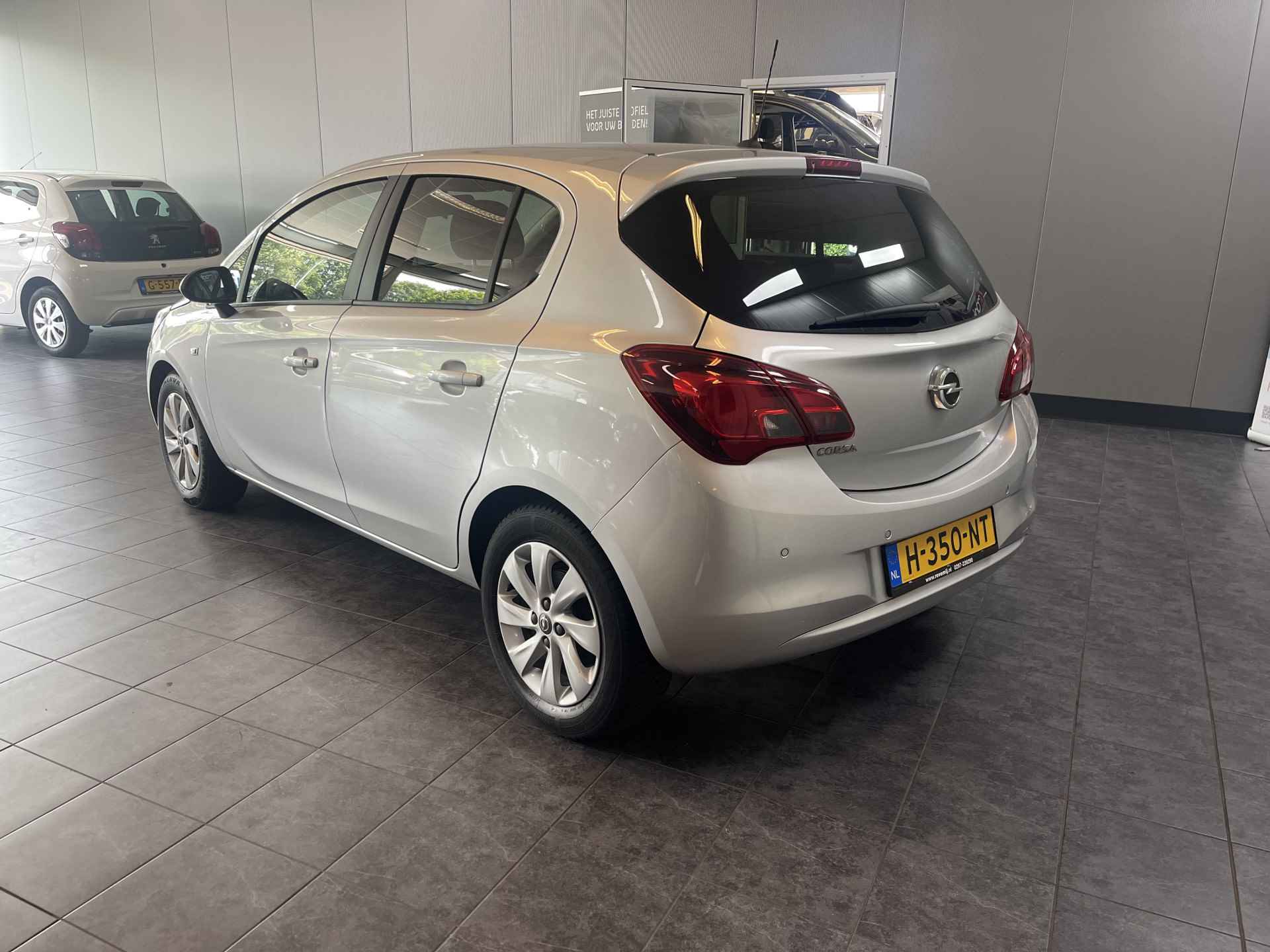 Opel Corsa 1.4 Innovation Climate control, Cruise control, Parkeersensoren. - 3/15