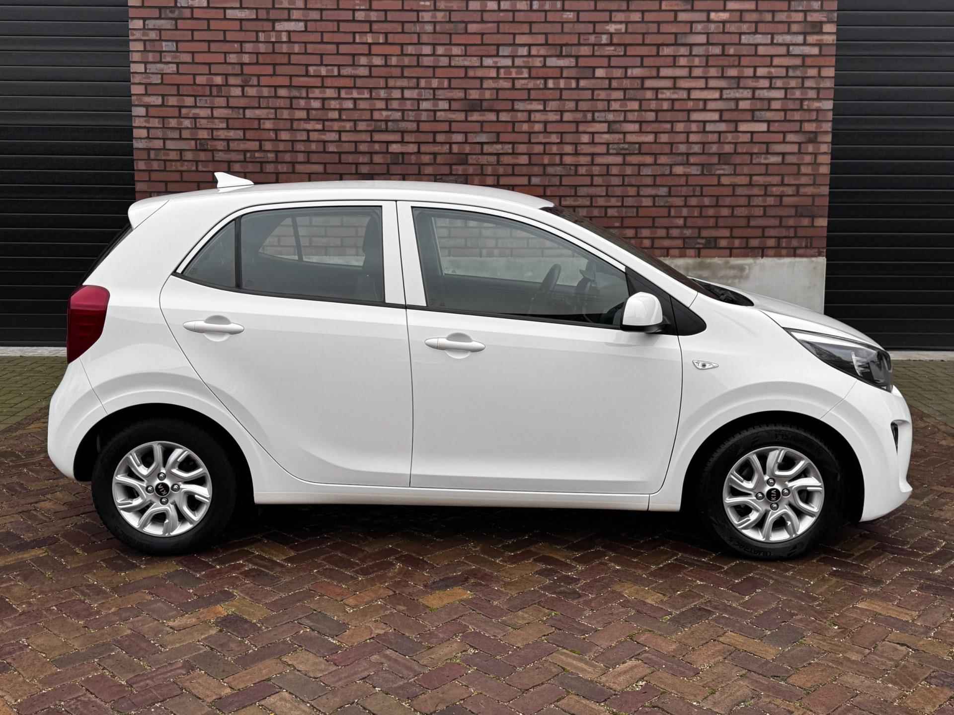 Kia Picanto 1.0 CVVT ComfortPlusLine Navigator / Navigatie + Camera / Airco / 1e Eigenaar / NED-Picanto - 10/43