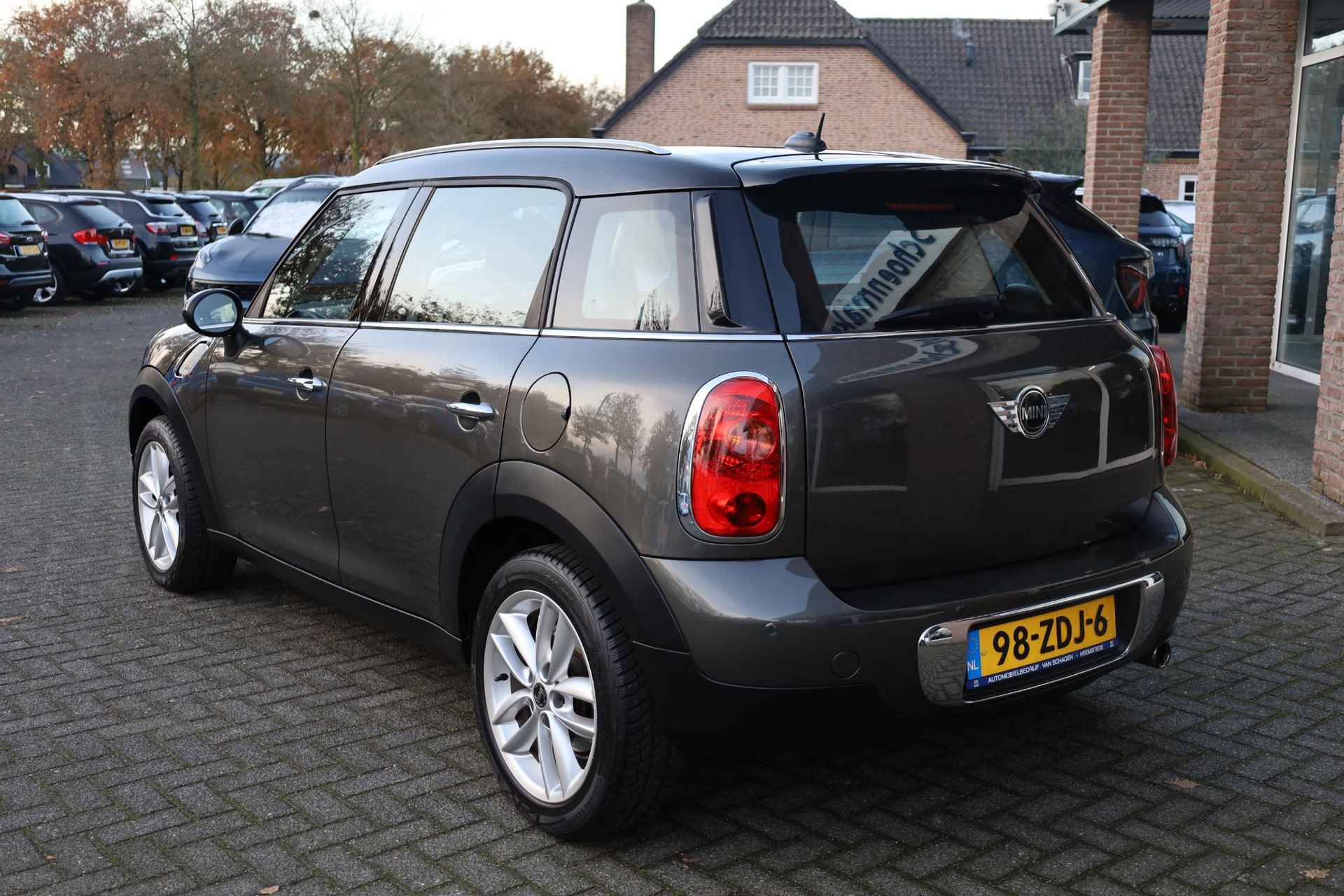 Mini Mini Countryman 1.6 Cooper Edition LEER STOELVERWARMING NAVI SFEERVERLICHTING CRUISE 17"LMV PDC CLIMA NAP - 40/44