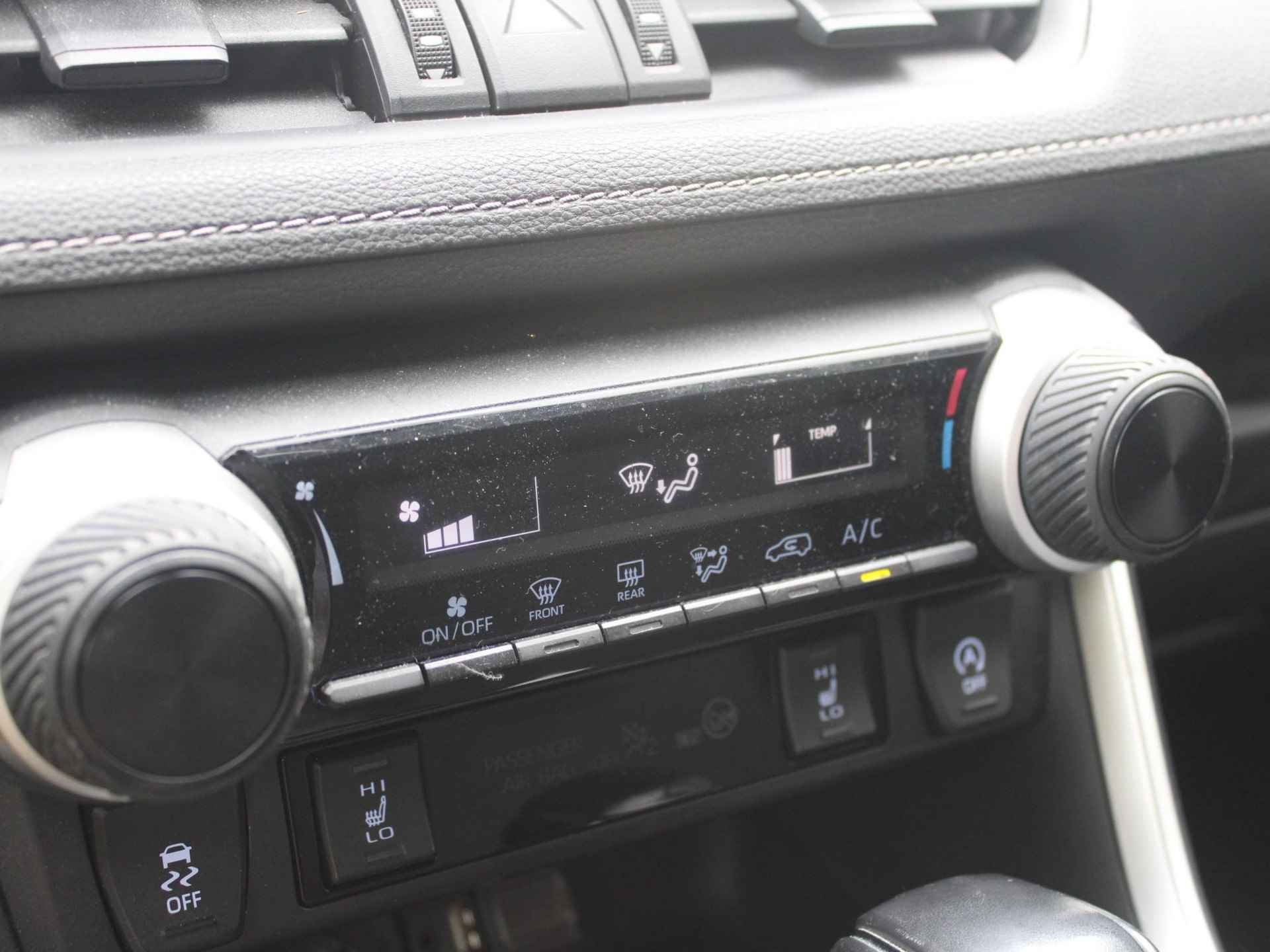 Toyota RAV4 2.0 VVT-iE Active | Adapt. Cruise | Stoelverwarming | Navi | Trekhaak | Automaat! - 16/21