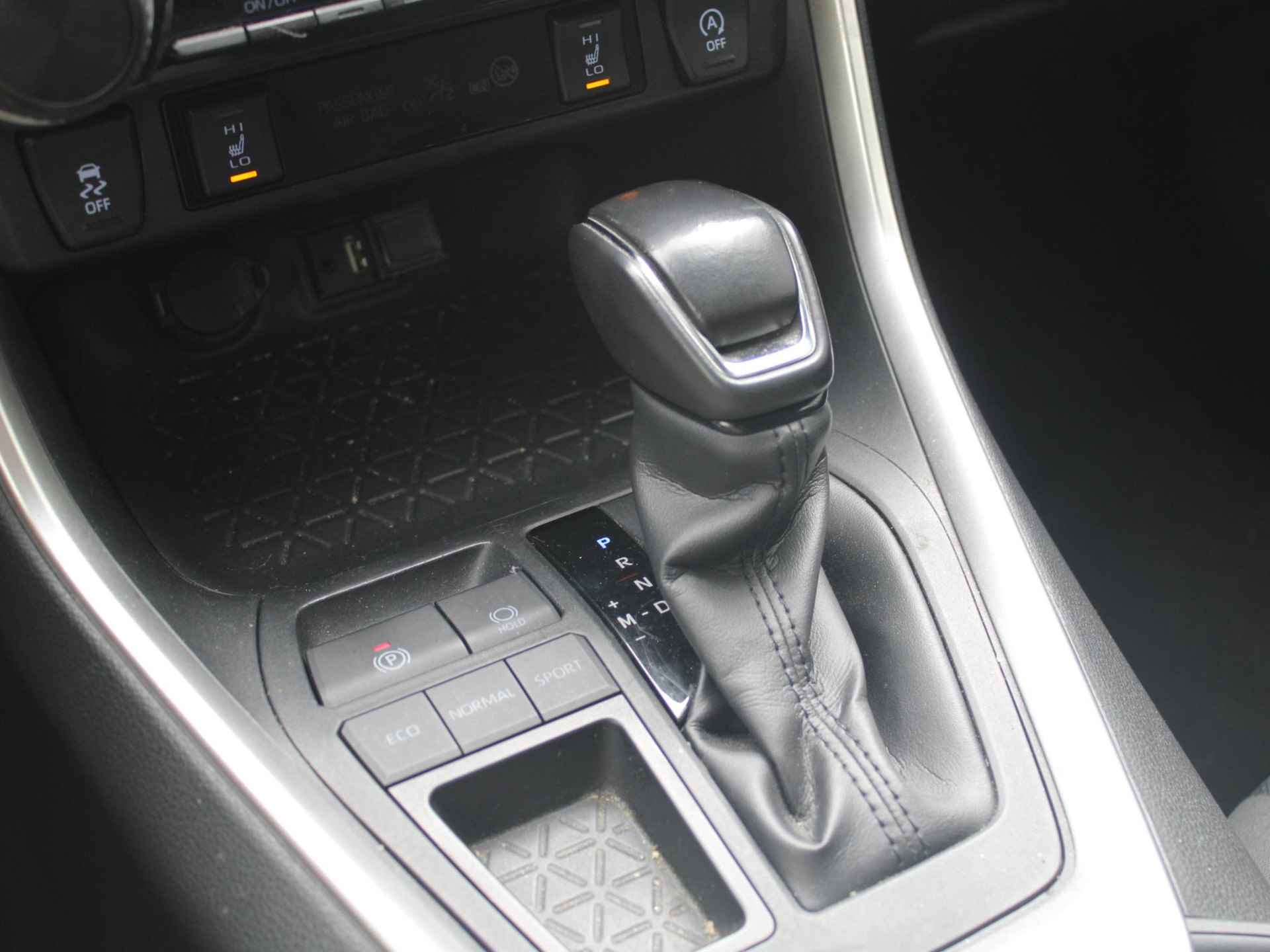 Toyota RAV4 2.0 VVT-iE Active | Adapt. Cruise | Stoelverwarming | Navi | Trekhaak | Automaat! - 17/21