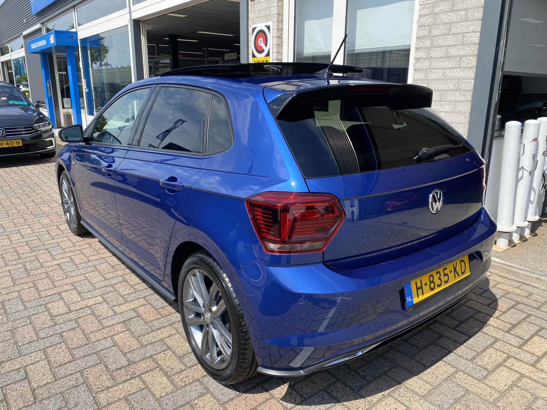 Volkswagen Polo 1.0 TSI R-Line / PANODAK/ CRUISE/ DIGITAL DASH/ NAVI/ DAB/ APP-CONNECT/ PARK. SENSOREN/ CLIMA - 6/40