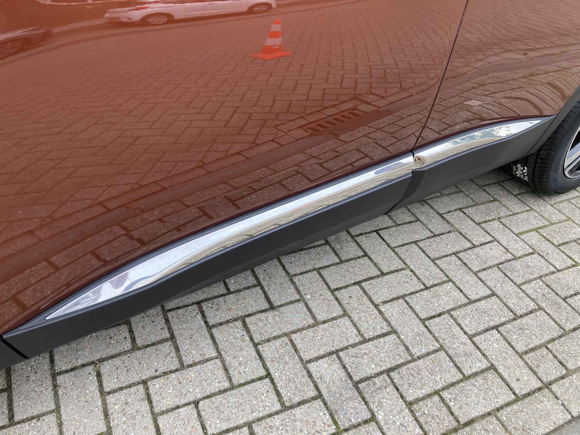 Peugeot 3008 1.2 PureTech GT Line | i-Cockpit | Dodehoek sensor | Half leder | Rijklaarprijs incl. garantie! - 13/31