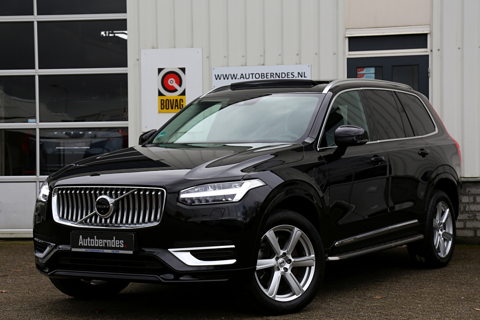 Volvo XC90 2.0 T8 Recharge Plug-in AWD 7P Inscription*Facelift!*Perfect Volvo Onderh.*1ste Eig!*Incl. BTW*Luchtvering/Pano/Elek. Trekhaak/H
