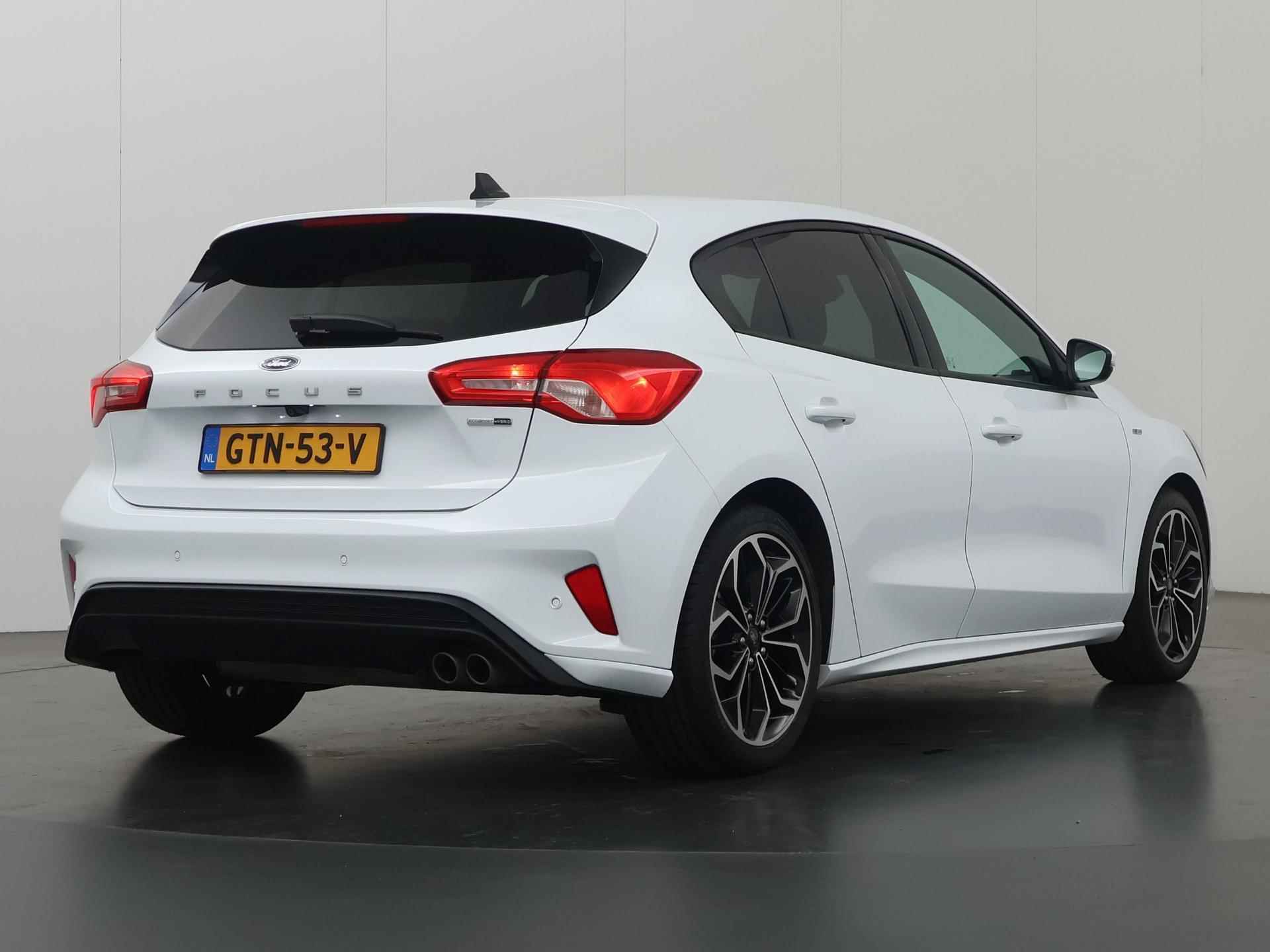 Ford Focus 1.0 EcoBoost ST Line Business | Navigatie | Parkeercamera | Keyless Go | Climate Control | Cruise Control | 18" LMV - 3/44