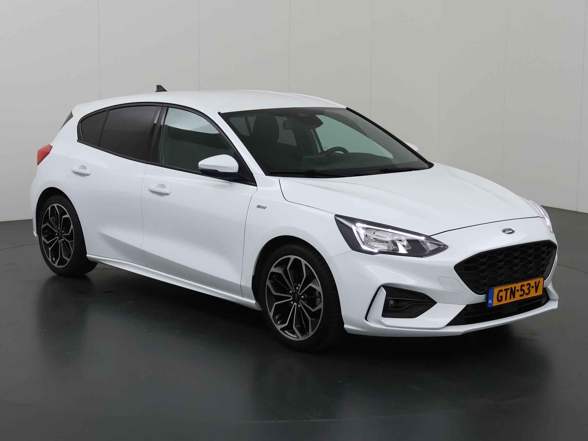 Ford Focus 1.0 EcoBoost ST Line Business | Navigatie | Parkeercamera | Keyless Go | Climate Control | Cruise Control | 18" LMV - 24/44