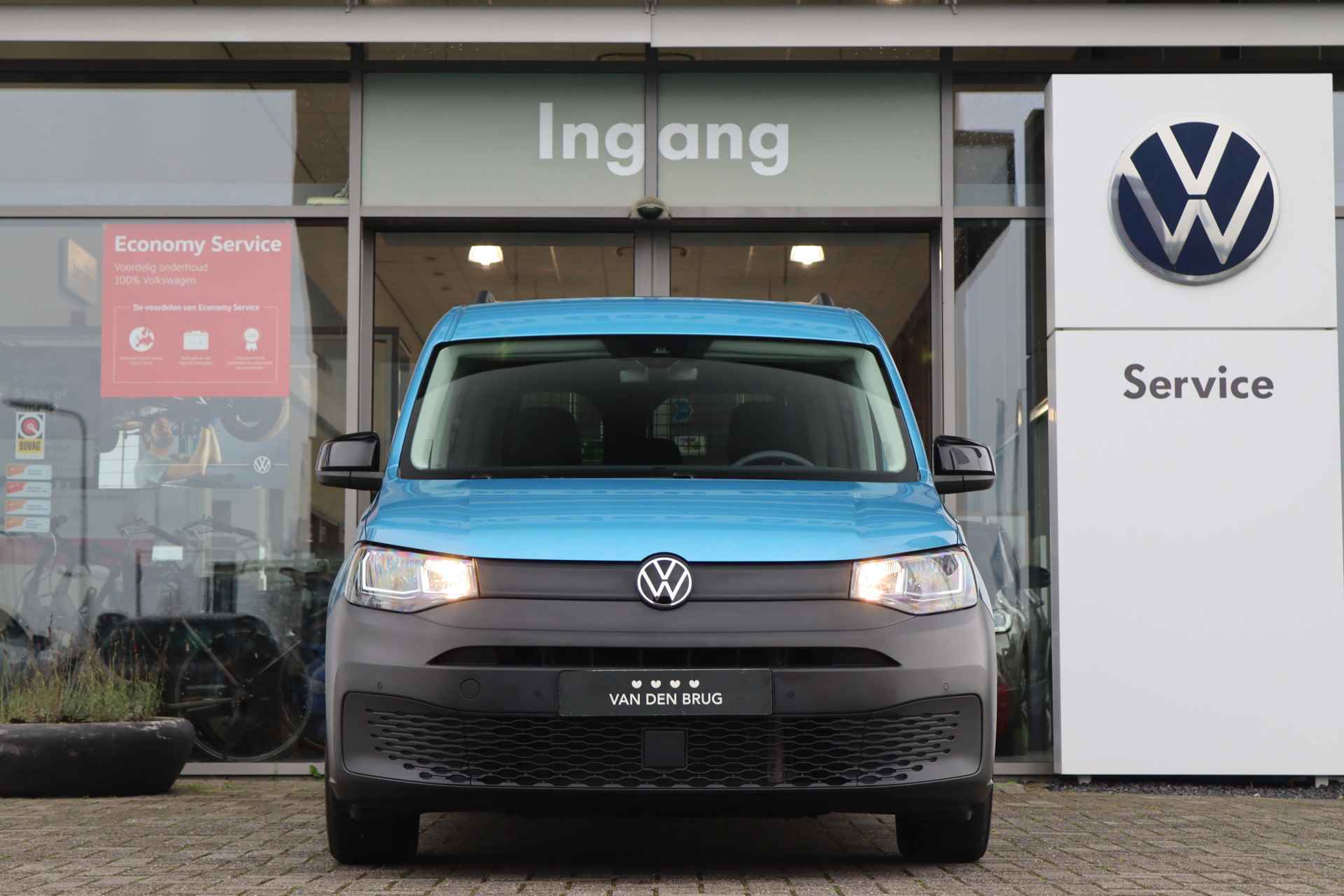 Volkswagen Caddy Combi 2.0 TDI 102 pk 5p | Navigatie | PDC | Climatronic | Cruise Control | Standkachel | Stoelverwarming |  Bagagescheidingsrek - 4/39