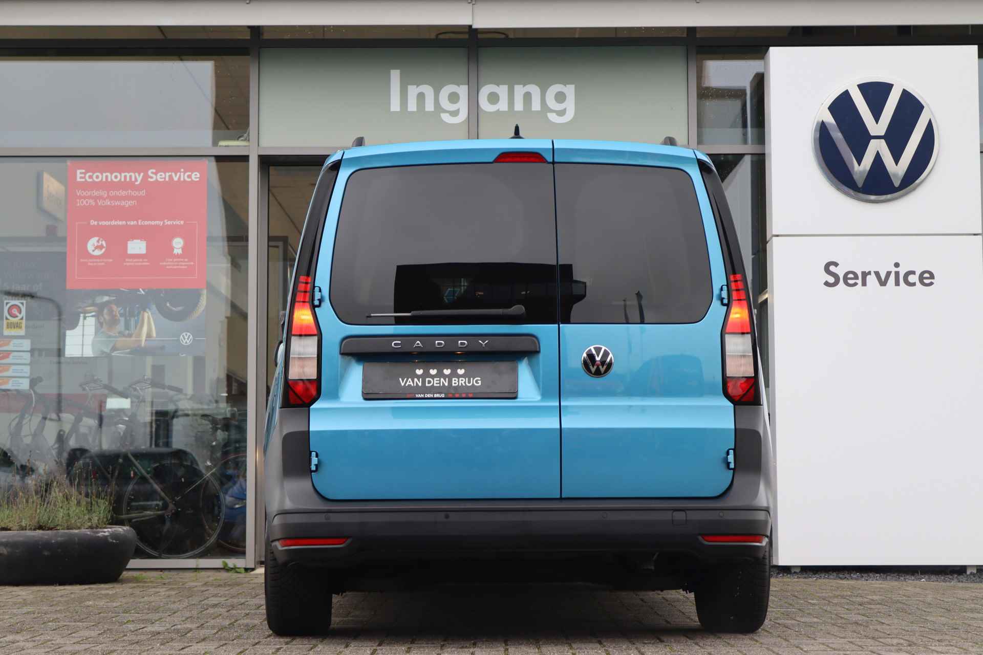 Volkswagen Caddy Combi 2.0 TDI 102 pk 5p | Navigatie | PDC | Climatronic | Cruise Control | Standkachel | Stoelverwarming |  Bagagescheidingsrek - 8/39