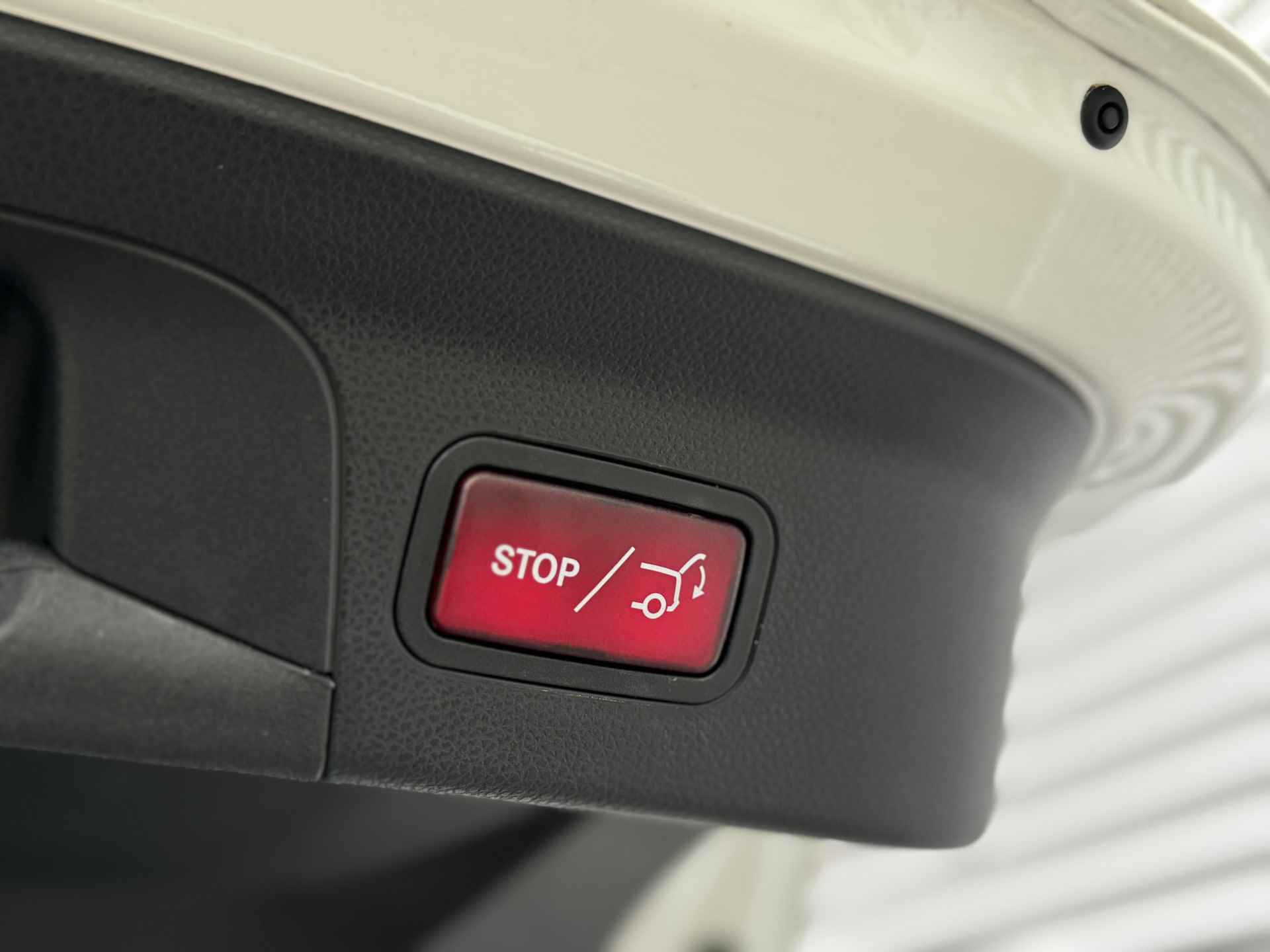Mercedes-Benz GLC 300e 4MATIC AMG Line | Schuifdak | 360' Camera | Digitaal Dash | Carplay | 20' AMG | Sfeer | LED | . - 23/27