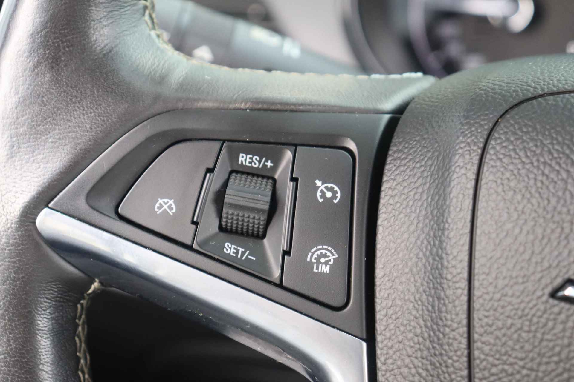 Opel Mokka X 1.4 Turbo Innovation / Navigatie / Stoel-Stuurverwarming / Schuif-kanteldak / 18'' velgen - 14/50