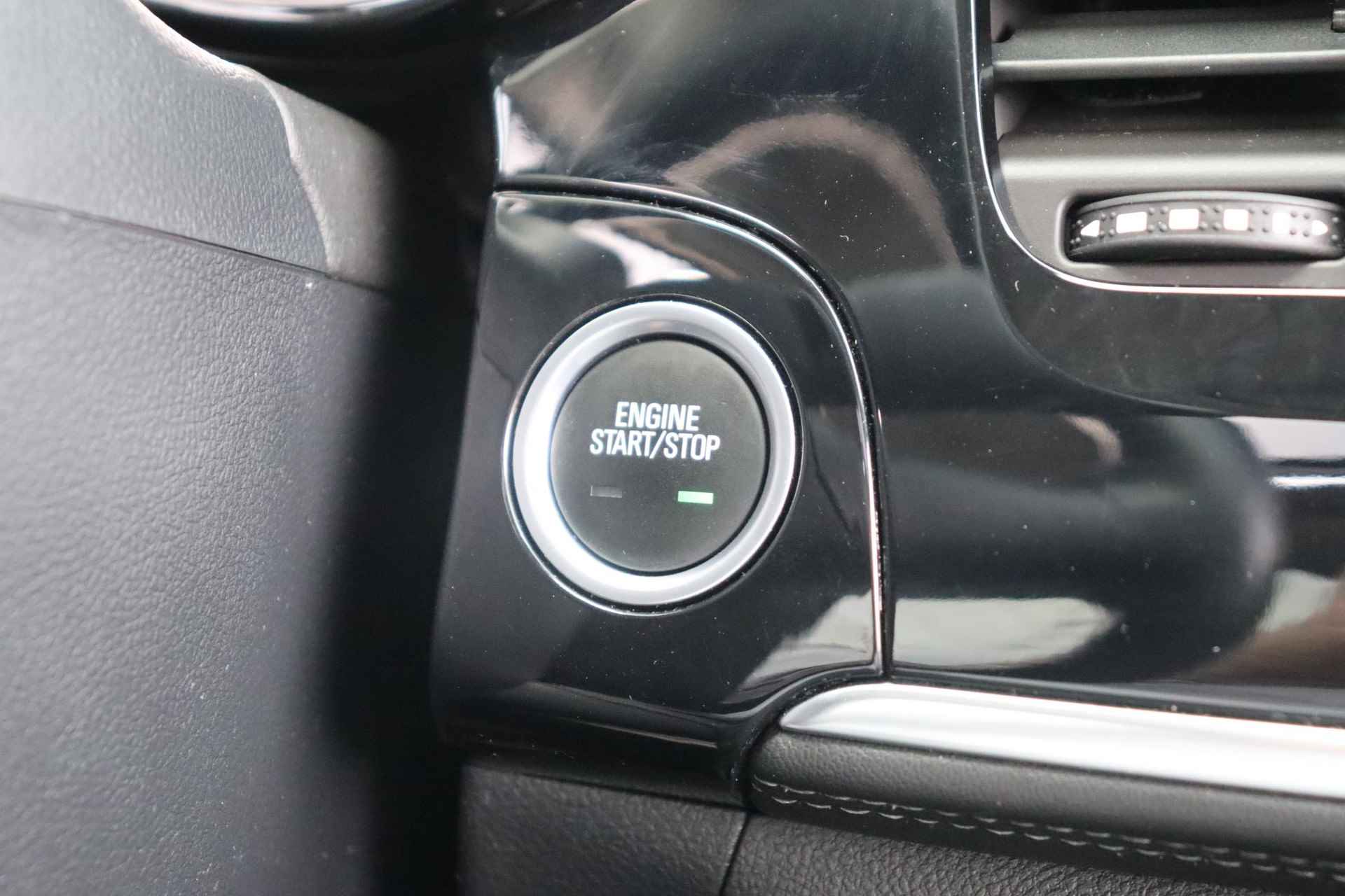 Opel Mokka X 1.4 Turbo Innovation / Navigatie / Stoel-Stuurverwarming / Schuif-kanteldak / 18'' velgen - 19/50