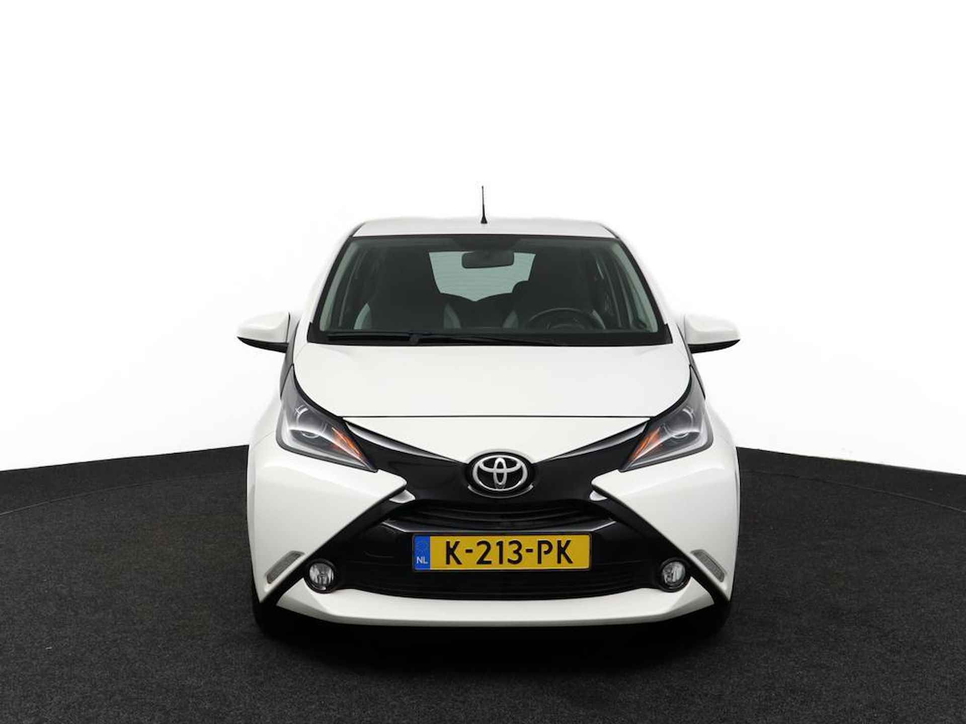 Toyota Aygo 1.0 VVT-i x-play - 16/51