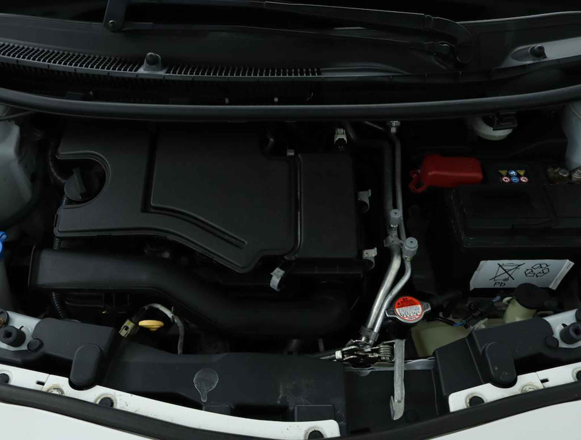 Toyota Aygo 1.0 VVT-i x-play - 33/51