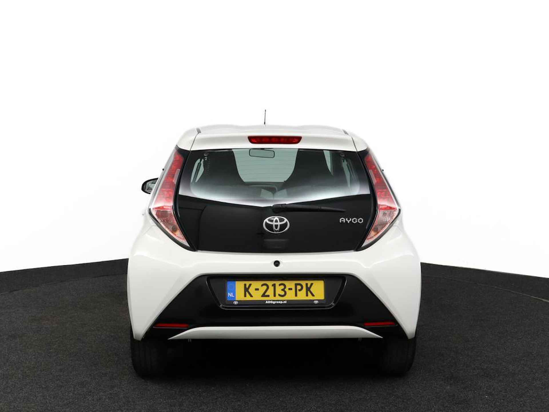 Toyota Aygo 1.0 VVT-i x-play - 50/51