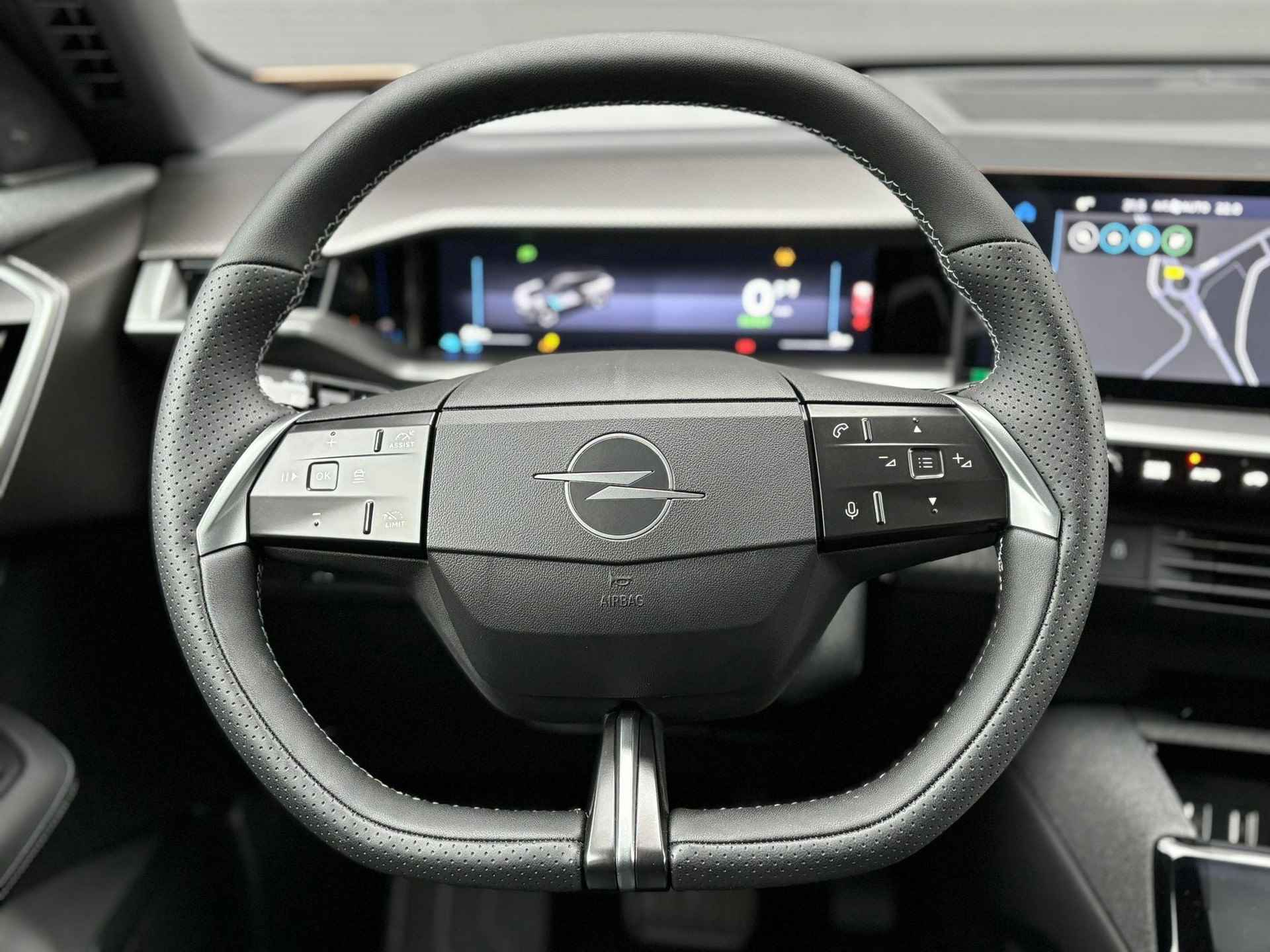 Opel Grandland Electric GS 73 kWh Panoramadak | Full Map navigatie | Keyless Entry | 360 Camera | Head Up Display - 9/38