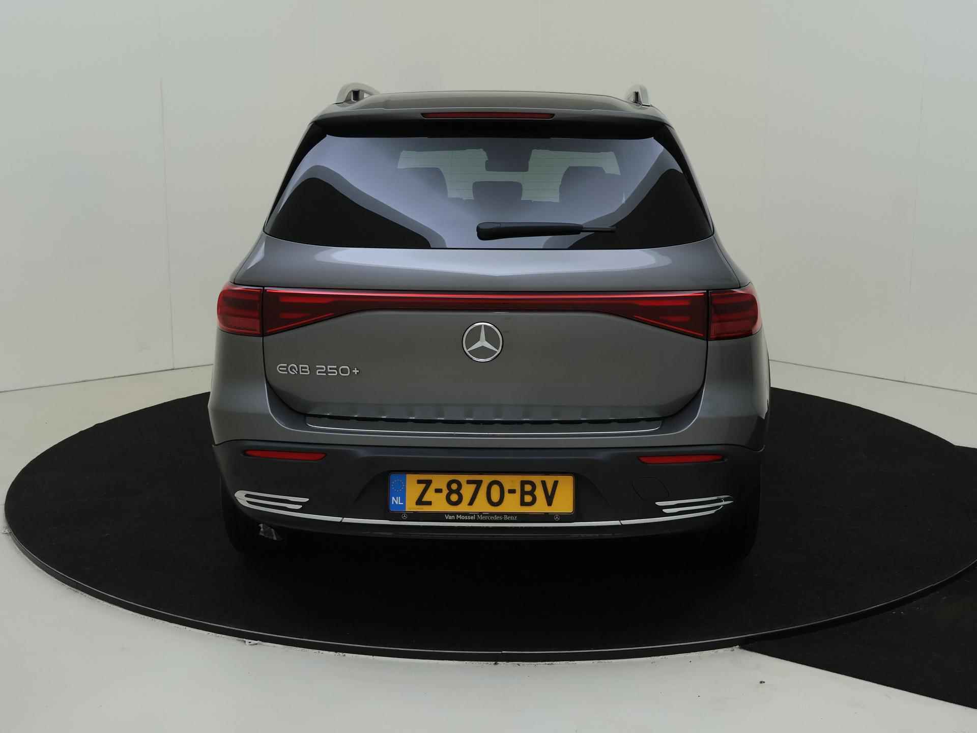 Mercedes-Benz EQB 250+ Business Line 7p. 71 kWh - 8/35