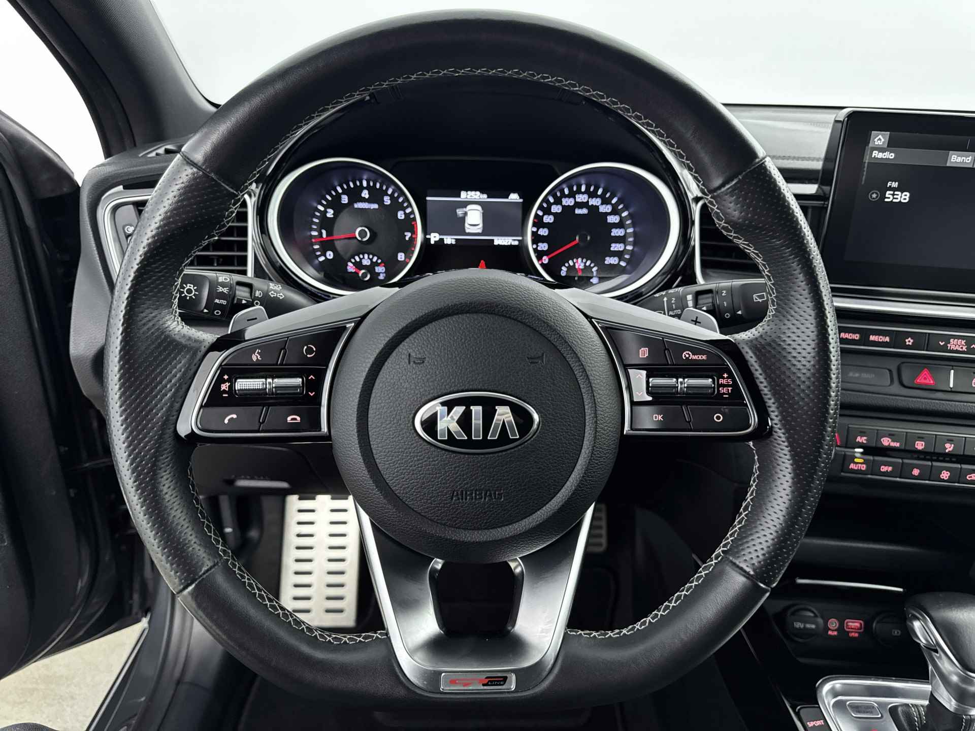 Kia Ceed 1.4 T-GDi GT-Line // LEDER // KEYLESS // 1e EIGENAAR // - 21/26