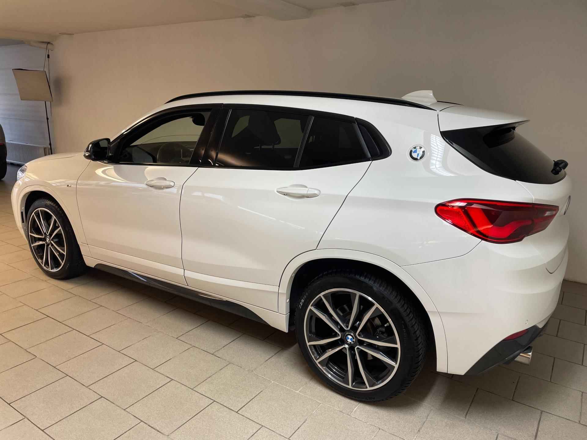 BMW X2 SDrive20i M Sport 192PK AUTOMAAT AIRCO CLIMA NAVI CRUISE CAM LED PDC ALCANTARA 19 INCH VELGEN NIEUWSTAAT - 4/53