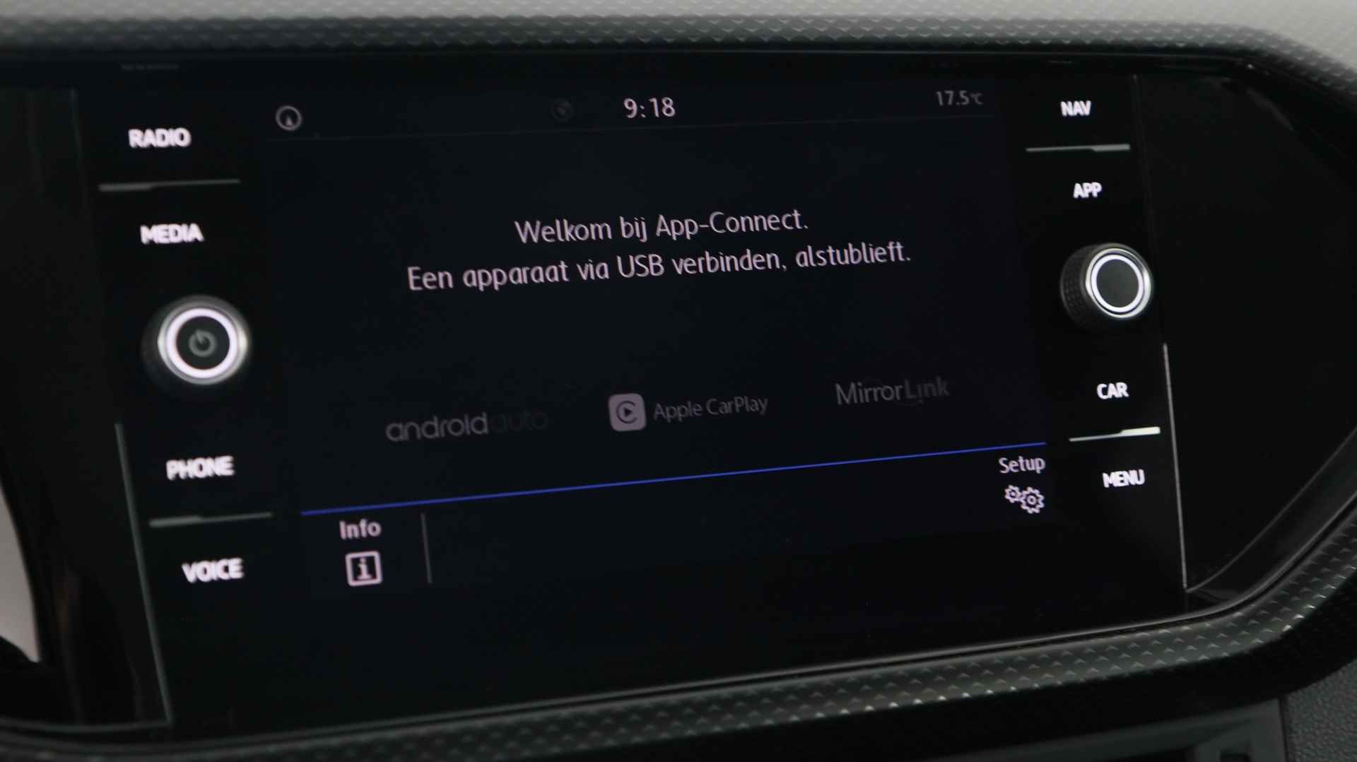 Volkswagen T-Cross 1.0 TSI 115pk Life DSG / Apple Carplay / Navigatie / Trekhaak - 28/35