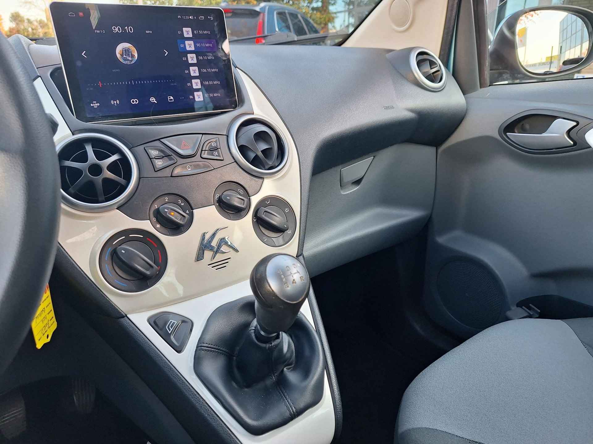 Ford Ka 1.2 Cool&Sound | Apple Carplay / Android Auto | Airco | Voorruit Verwarming elektrisch |  LM velgen | Mistlampen | Audio | Zo meeneemprijs! | - 22/28