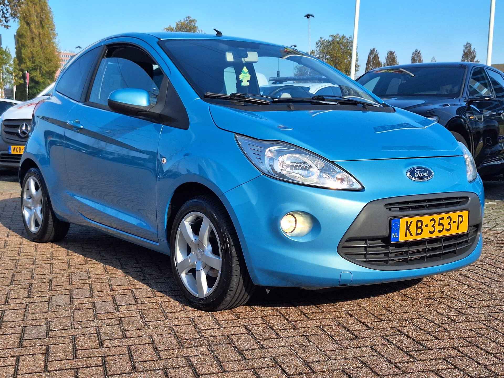 Ford Ka 1.2 Cool&Sound | Apple Carplay / Android Auto | Airco | Voorruit Verwarming elektrisch |  LM velgen | Mistlampen | Audio | Zo meeneemprijs! | - 25/28