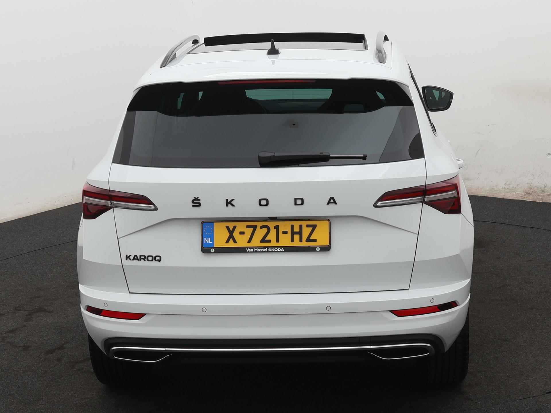 Skoda Karoq 1.5 TSI ACT Sportline Business | PANORAMADAK | DODEHOEK SENSOR | LANE ASSIST | NAVIGATIE | STUUR- EN STOELVERWARMING | - 9/24