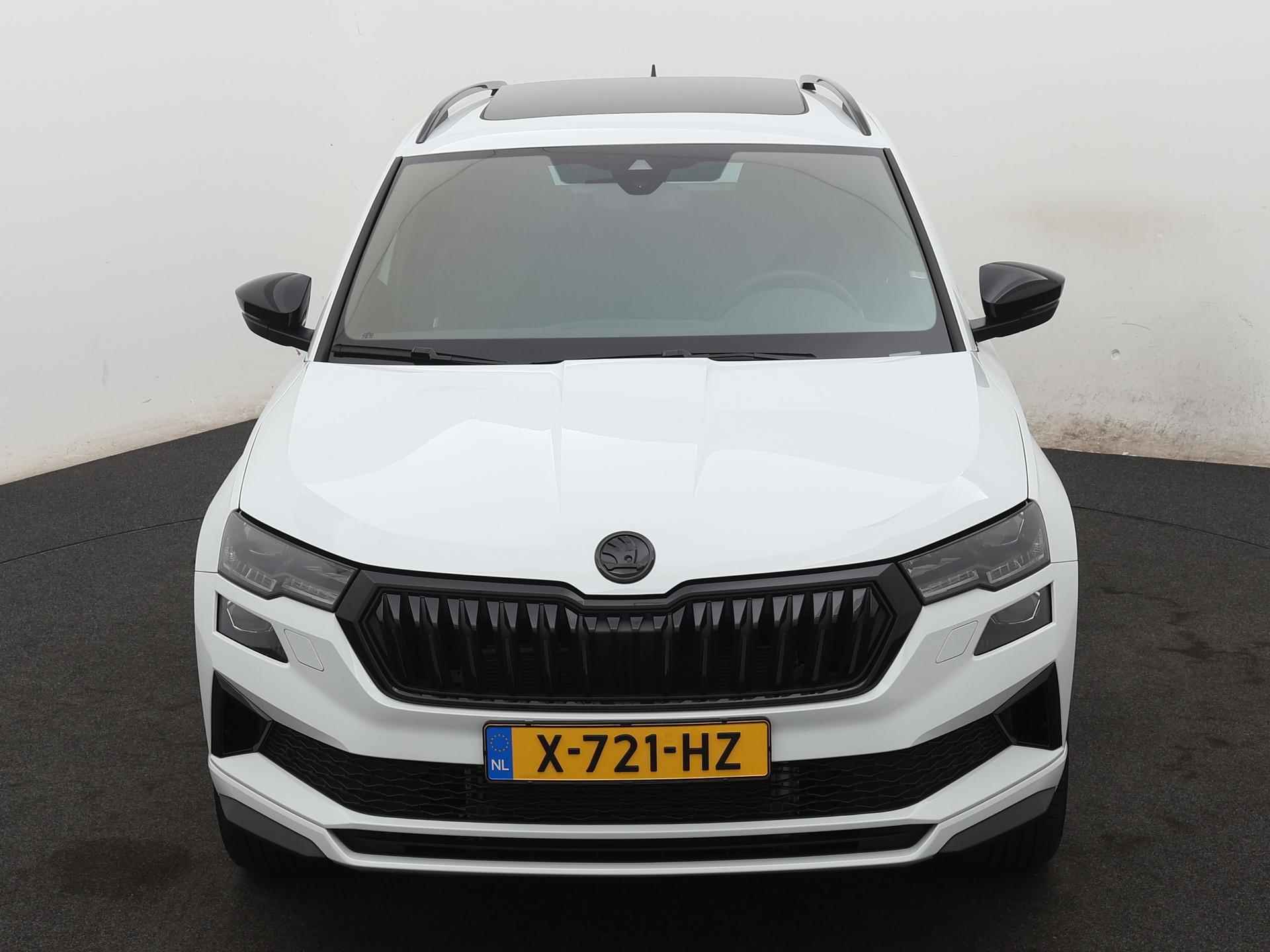 Skoda Karoq 1.5 TSI ACT Sportline Business | PANORAMADAK | DODEHOEK SENSOR | LANE ASSIST | NAVIGATIE | STUUR- EN STOELVERWARMING | - 10/24