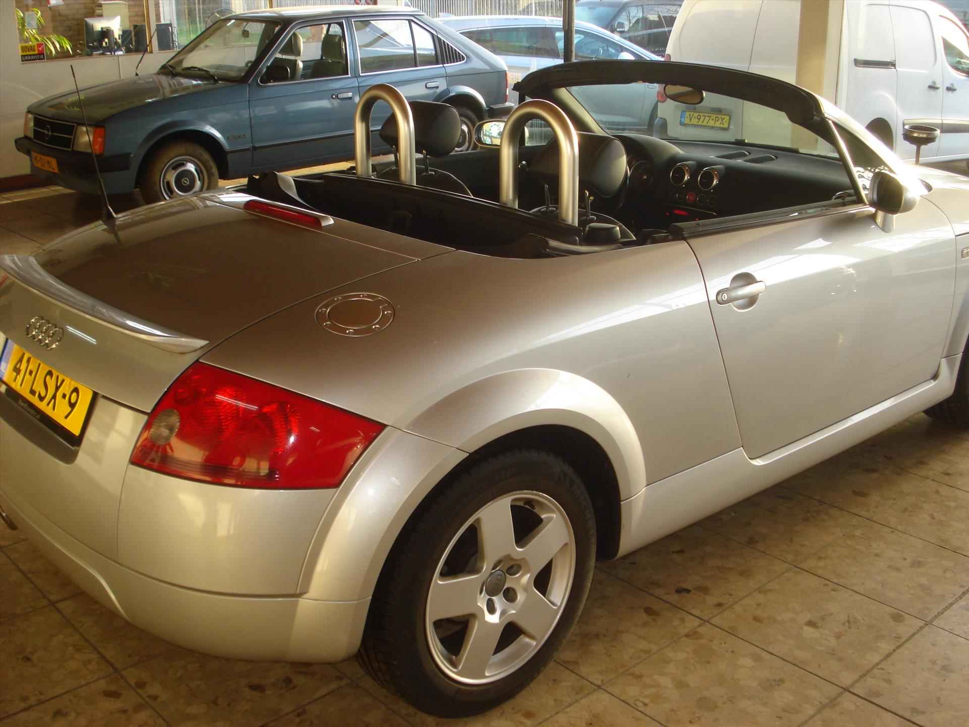 Audi TT 1.8 T ROADSTER 110KW - 9/15