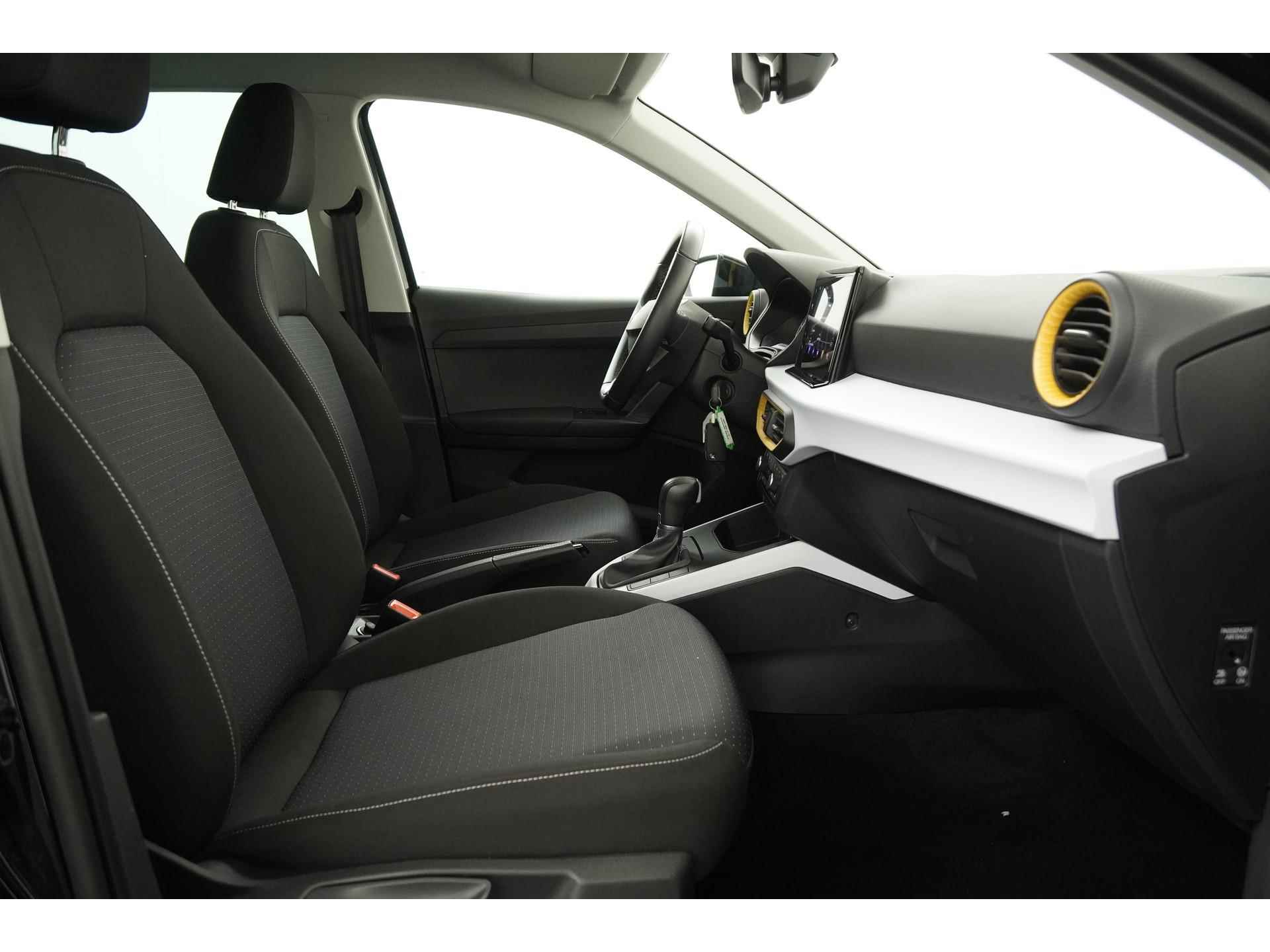 SEAT Arona 1.0 TSI Style DSG | Facelift | Navigatie | Trekhaak | Zondag Open! - 3/39