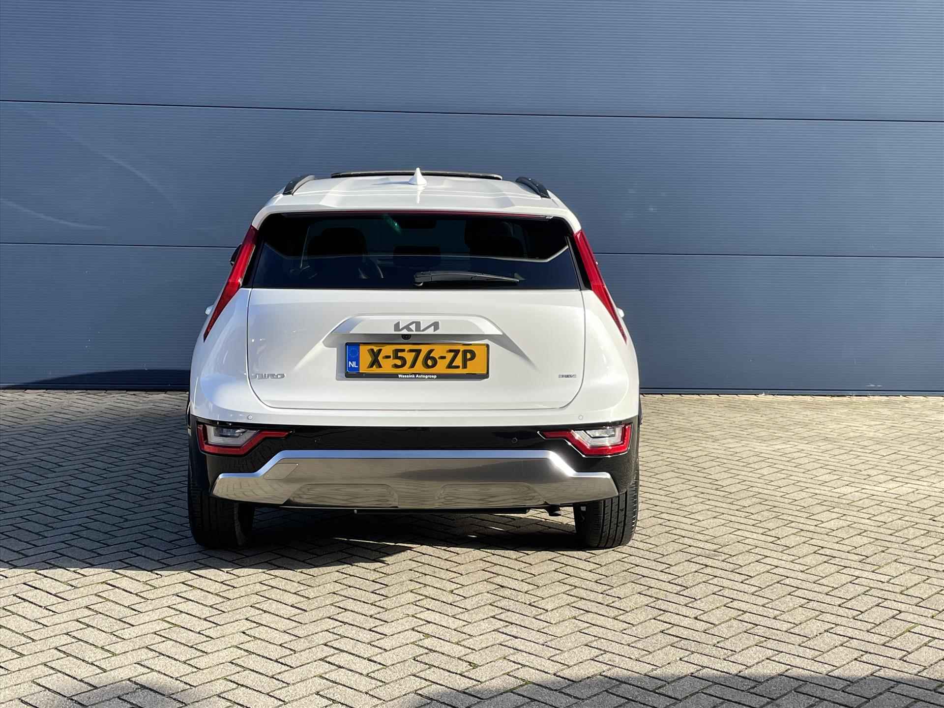 KIA Niro 1.6 GDi Hybrid 141pk DynamicPlusLine | Stoel-/Stuurverwarming | Climate Control | Schuif-/Kanteldak | Elektronische Achterklep | - 4/44