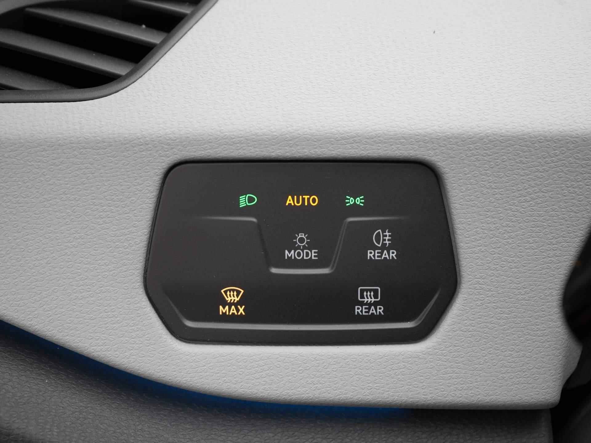 Volkswagen ID.3 Pure 45 kWh / Adaptive Cruise Control / Navigatie / Stoelverwarming - 39/54