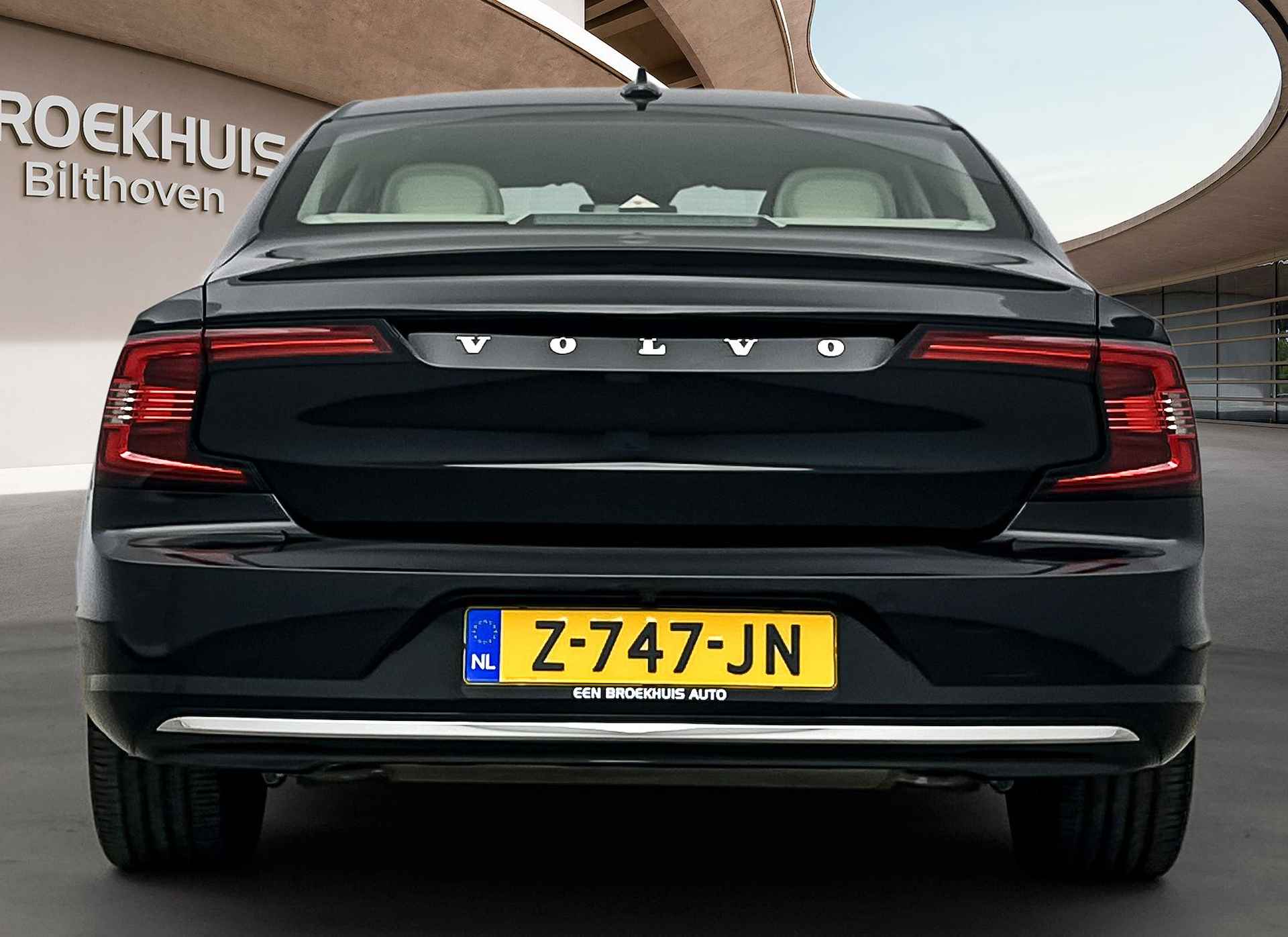 Volvo S90 T8 Plus Bright | Luchtvering | 21" | Stoelventilatie | Gelamineerd Glas | Adaptive Cruise | Trekhaak | BLIS - 7/29