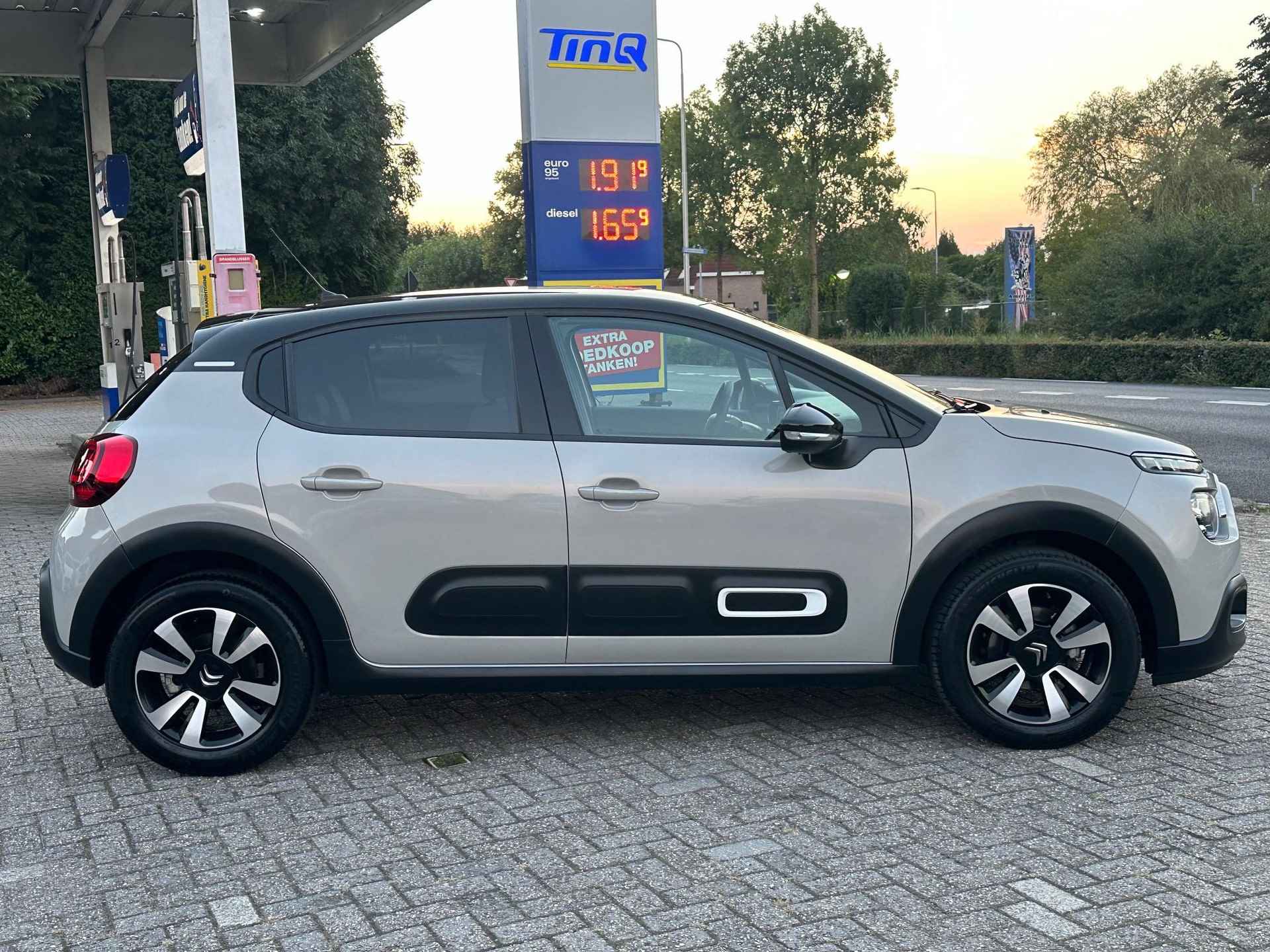 Citroen C3 1.2 PureTech Feel Edition NAVI | CAMERA | BOVAG! - 8/31