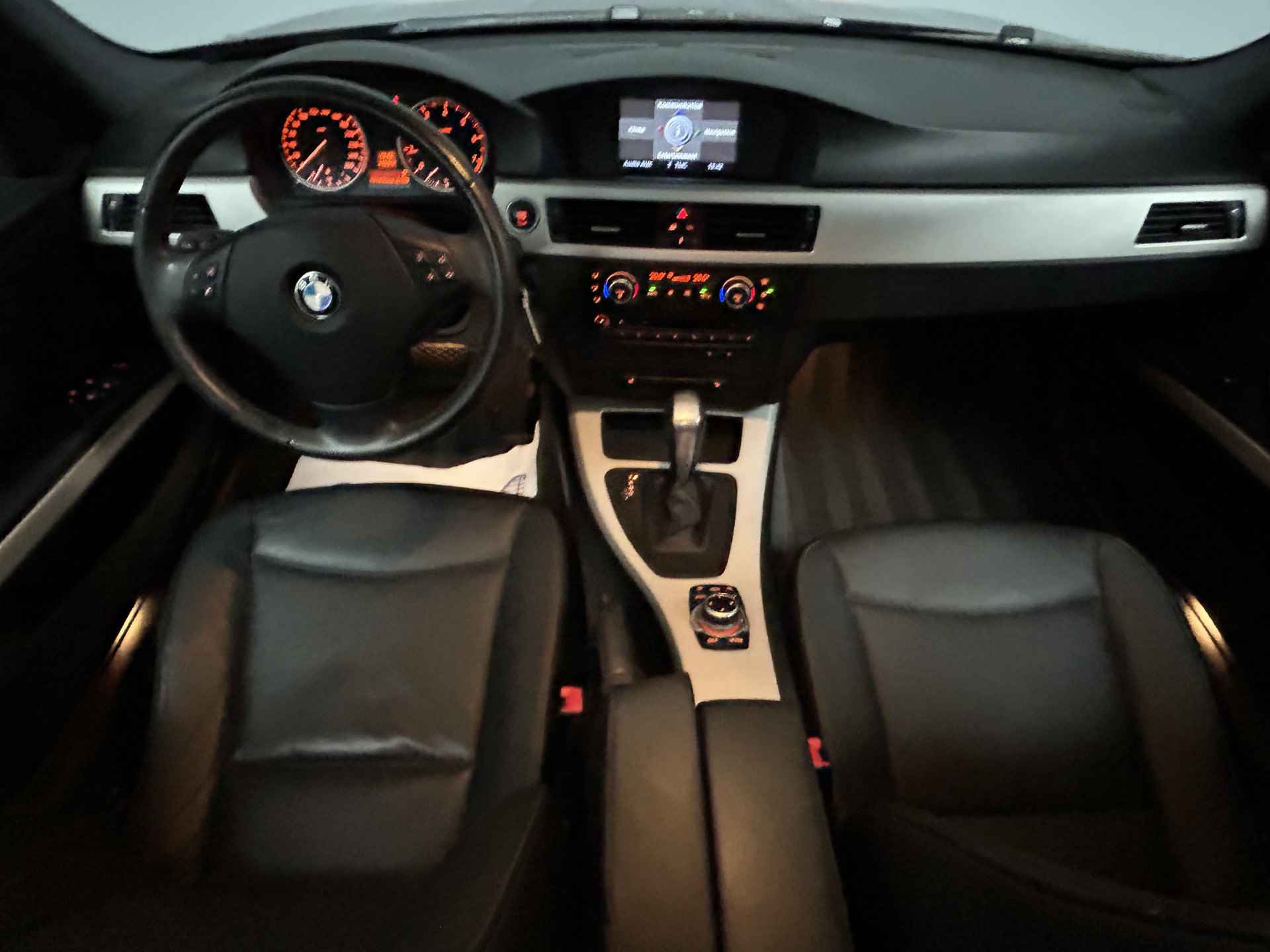 BMW 3-serie 320i High Executive Youngtimer|Cruise|Leder|Navi|Xenon - 8/31