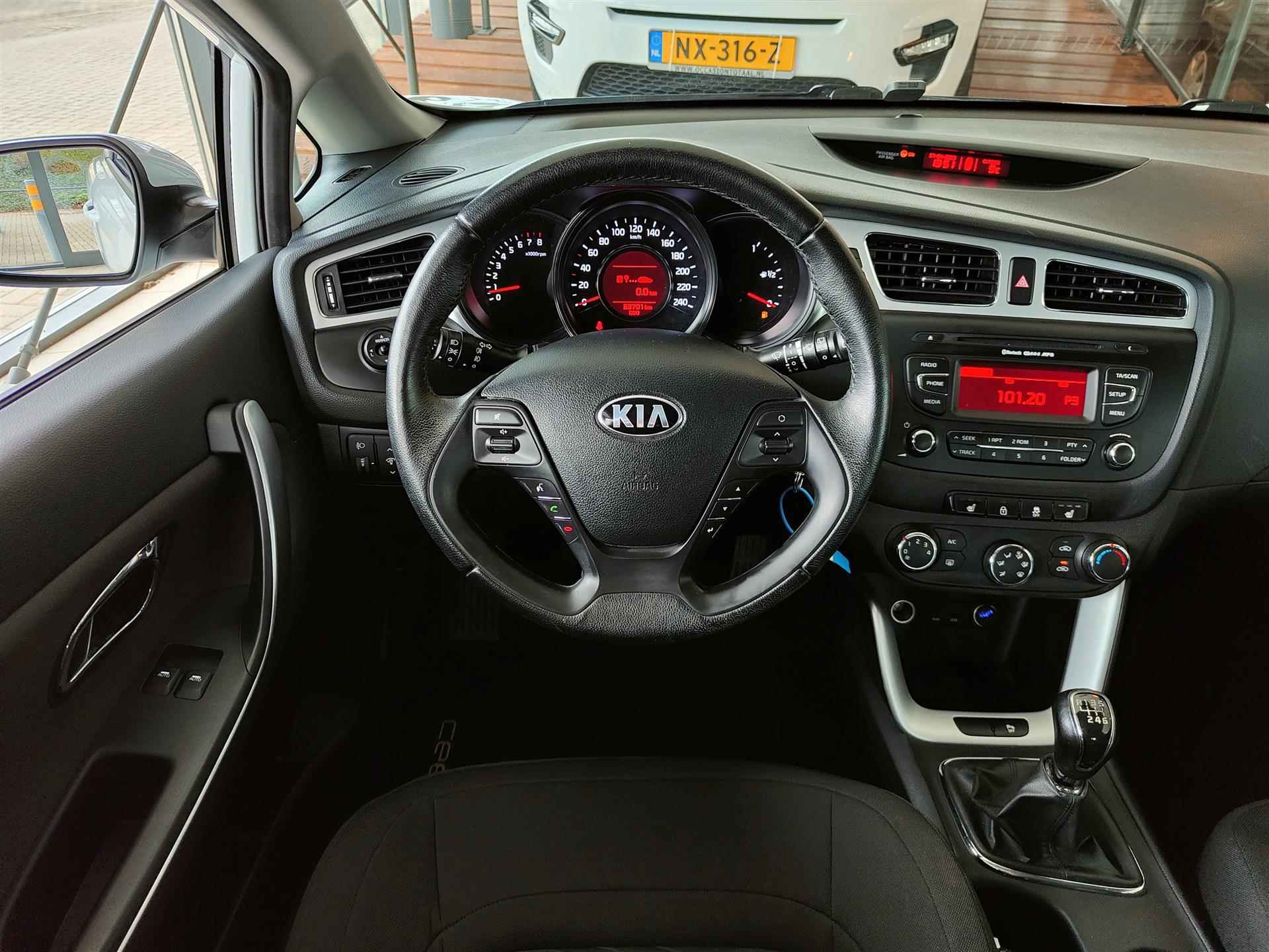 Kia pro_cee'd 1.6 GDI Dynamic Pack | Bluetooth | Stoel + Stuurverwarming | PDC - 16/21