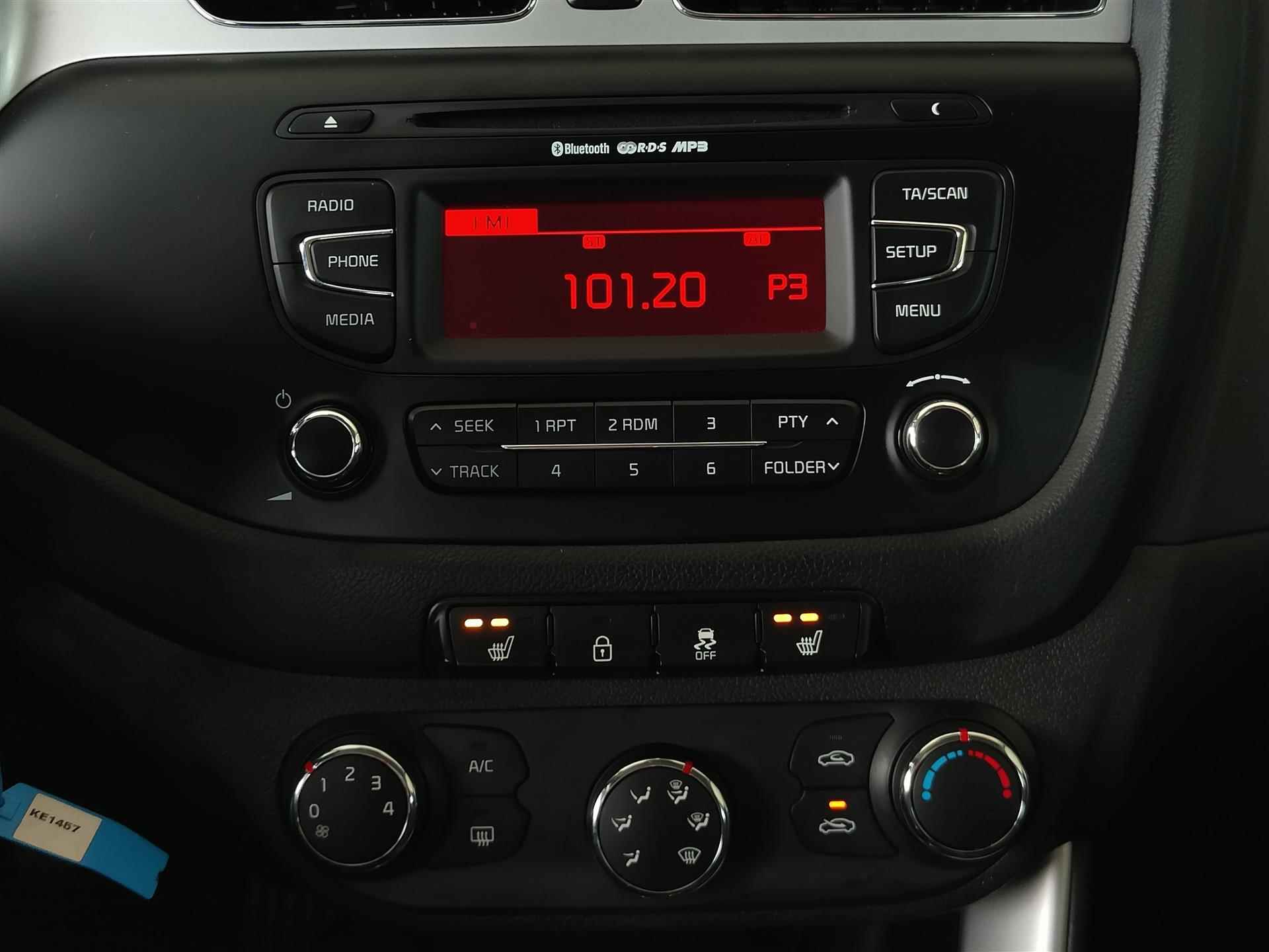 Kia pro_cee'd 1.6 GDI Dynamic Pack | Bluetooth | Stoel + Stuurverwarming | PDC - 18/21