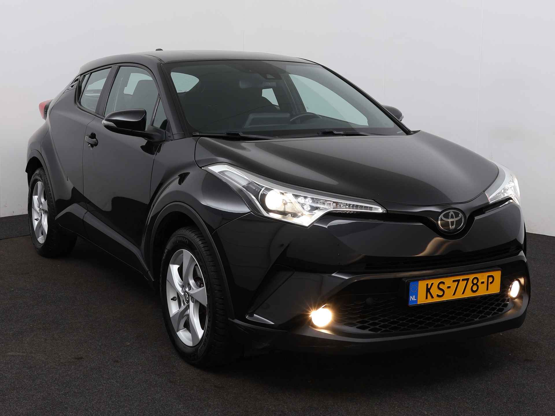 Toyota C-HR 1.2T Dynamic | Handgeschakeld | Cruise Control | Trekhaak - 26/40