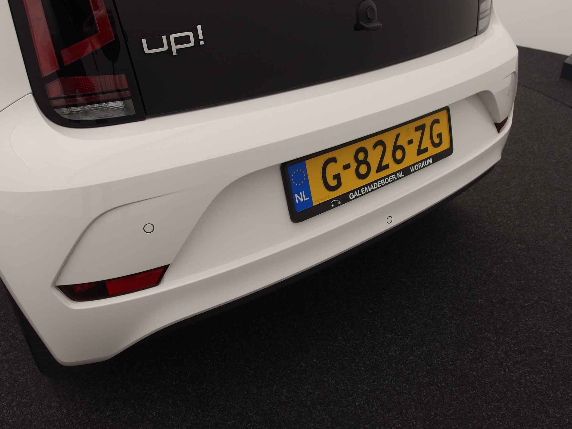 Volkswagen up! 1.0 BMT move up! CRUISE / PARKEERSENSOREN / AIRCO / BLUETOOTH / ELEK RAMEN - 13/29
